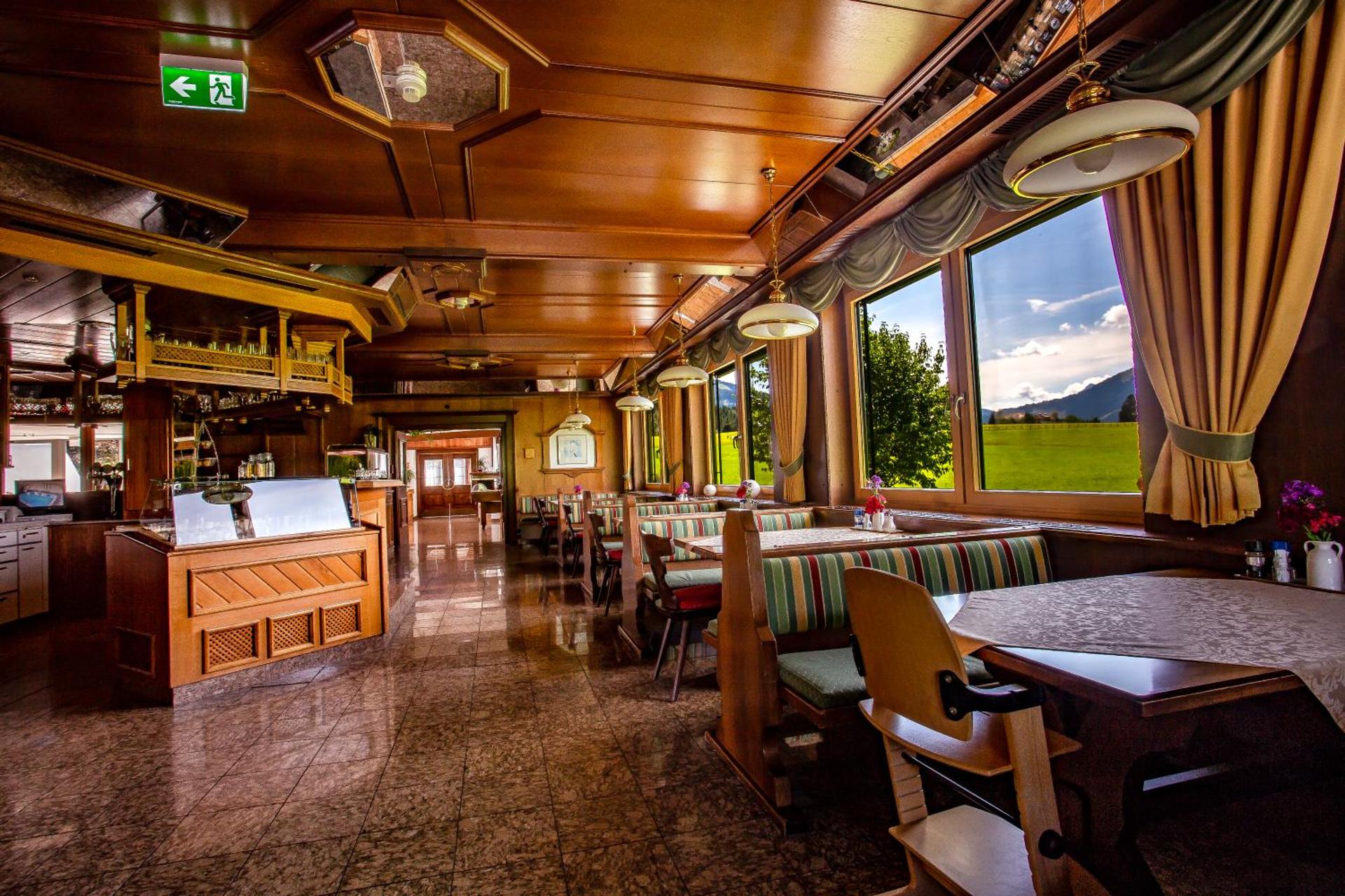 Restaurant/places to eat