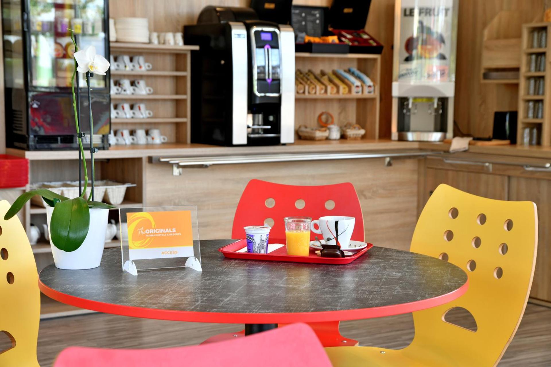 The Originals Access Aéroport, Hôtel Aurillac