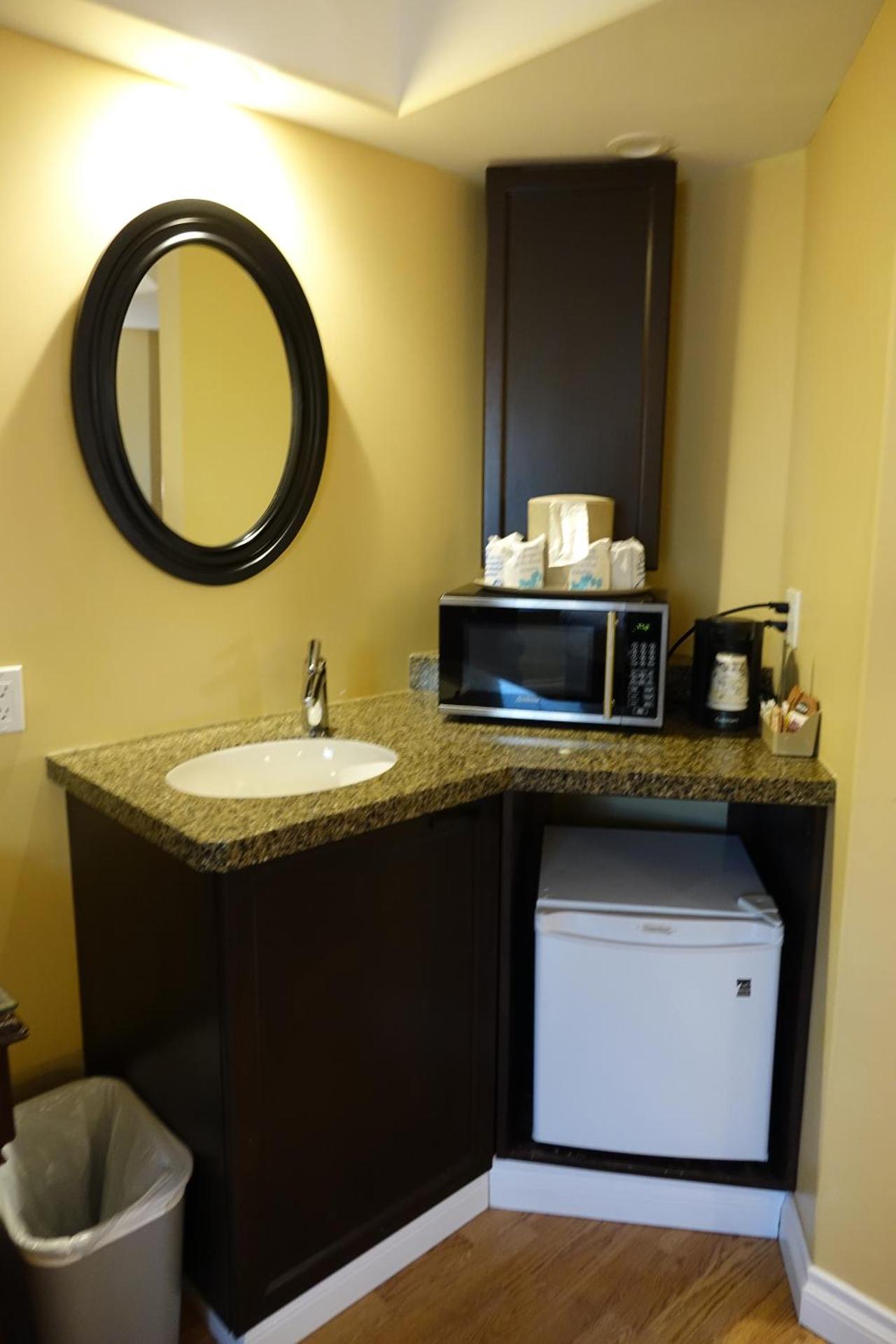 Coffee/tea facilities