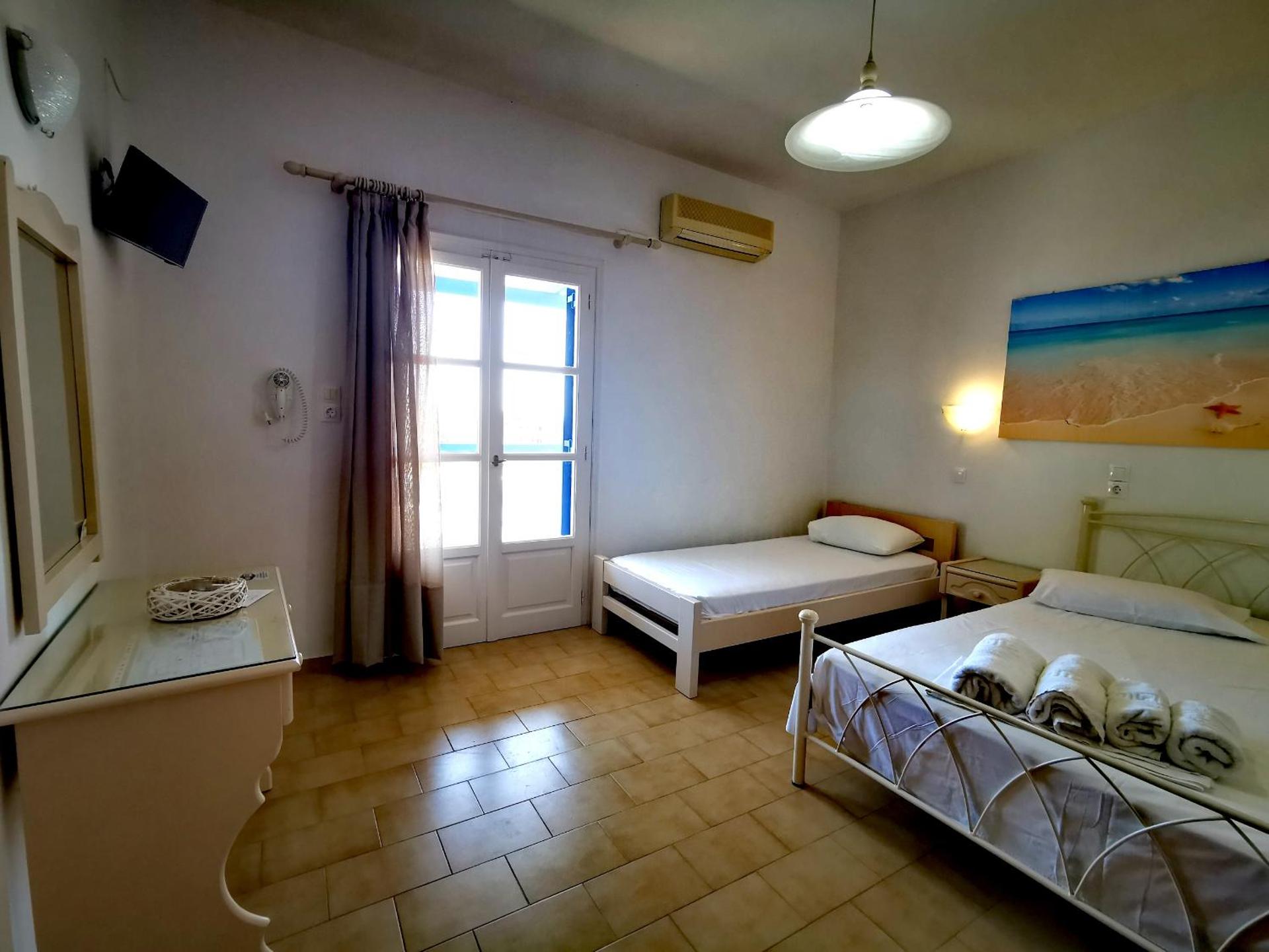 Oasis Studios Logaras