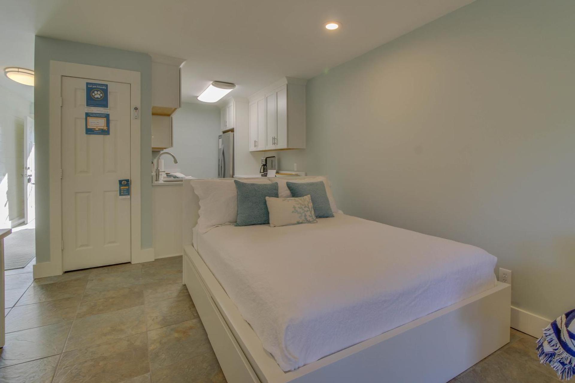 104 Inlet Sands Condo