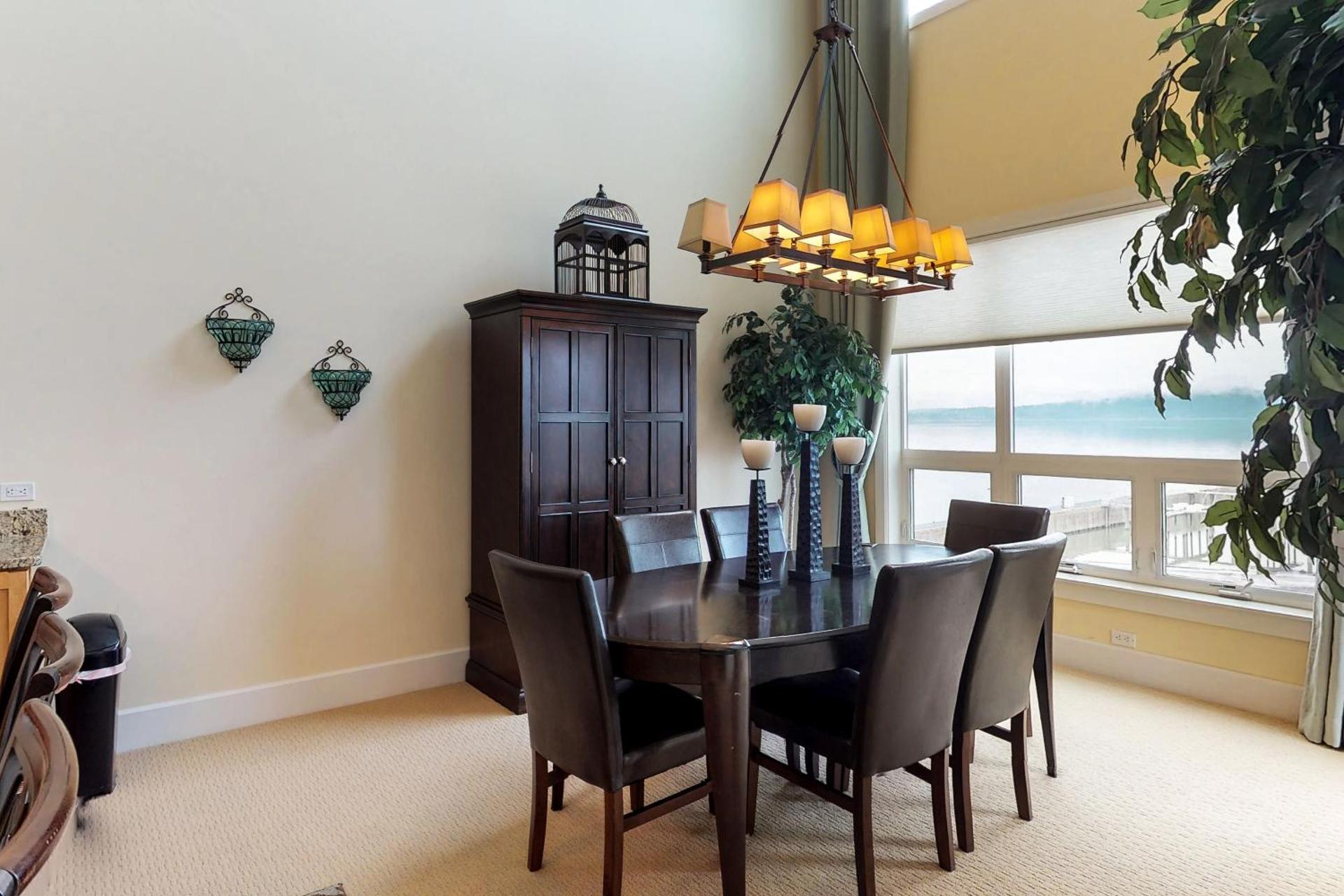 Seasons 331 - Penthouse