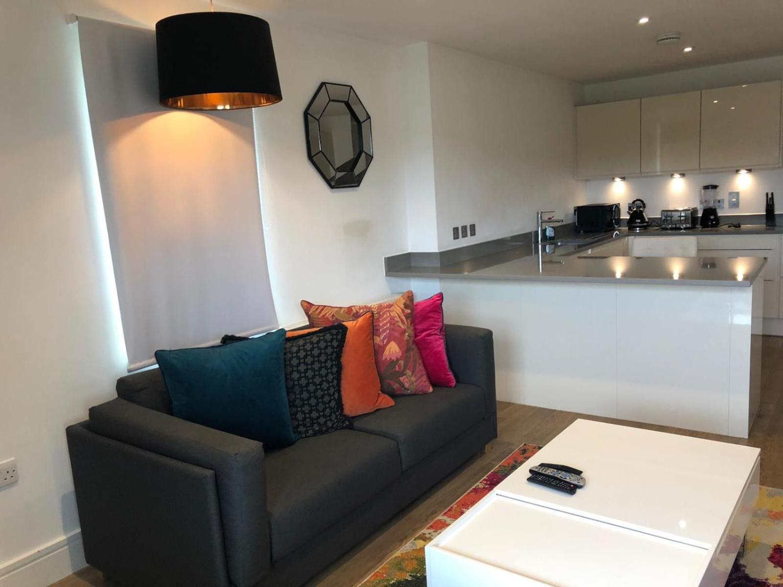 PRESTIGE 2 BED BALCONY APARTMENT