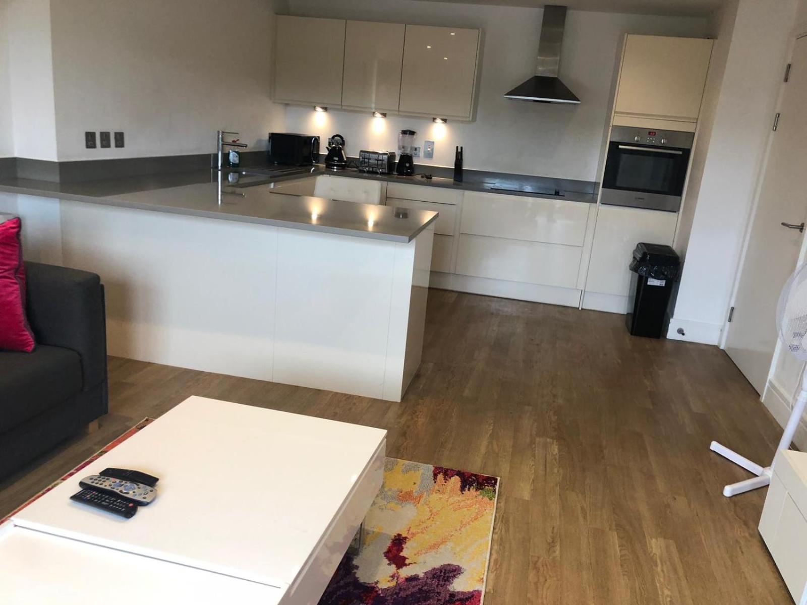 PRESTIGE 2 BED BALCONY APARTMENT