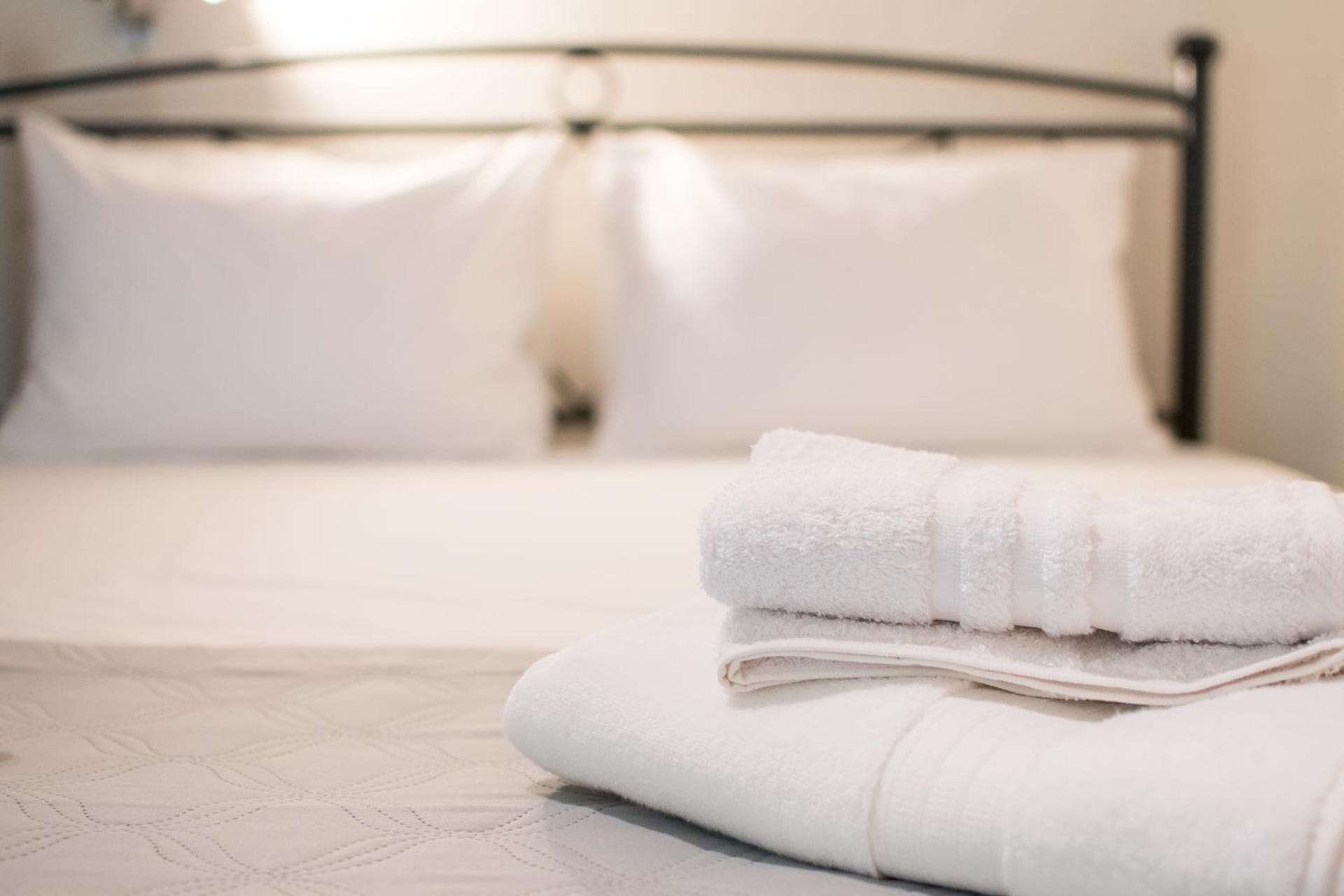 SEASIDE SUNSET WALKS