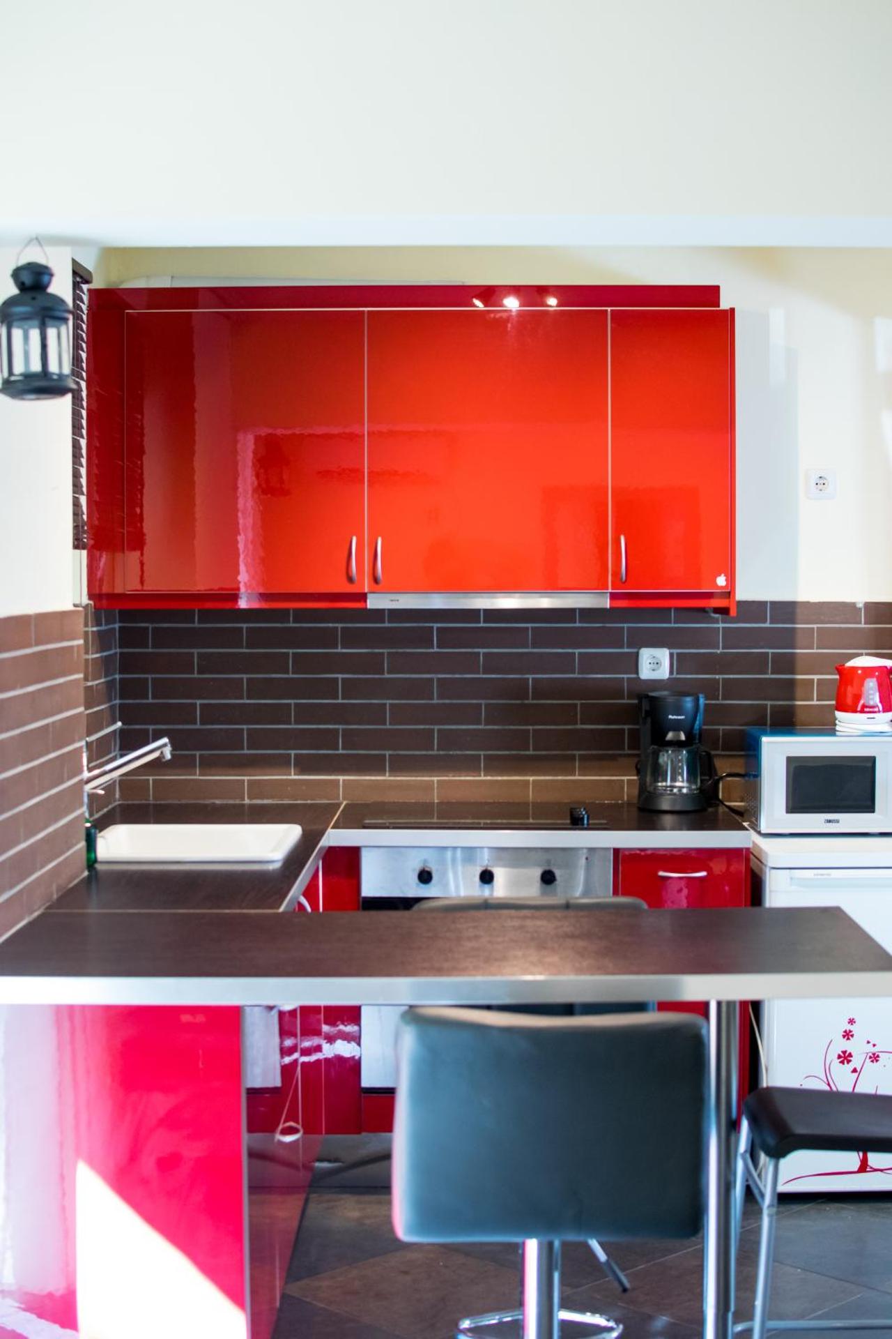 SEASIDE SUNSET WALKS