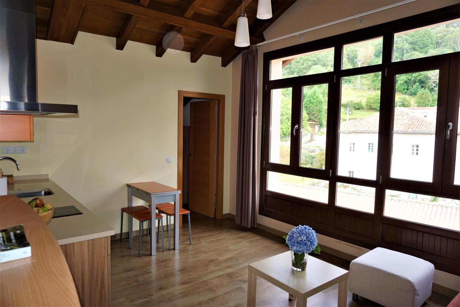 Apartamentos La Playina