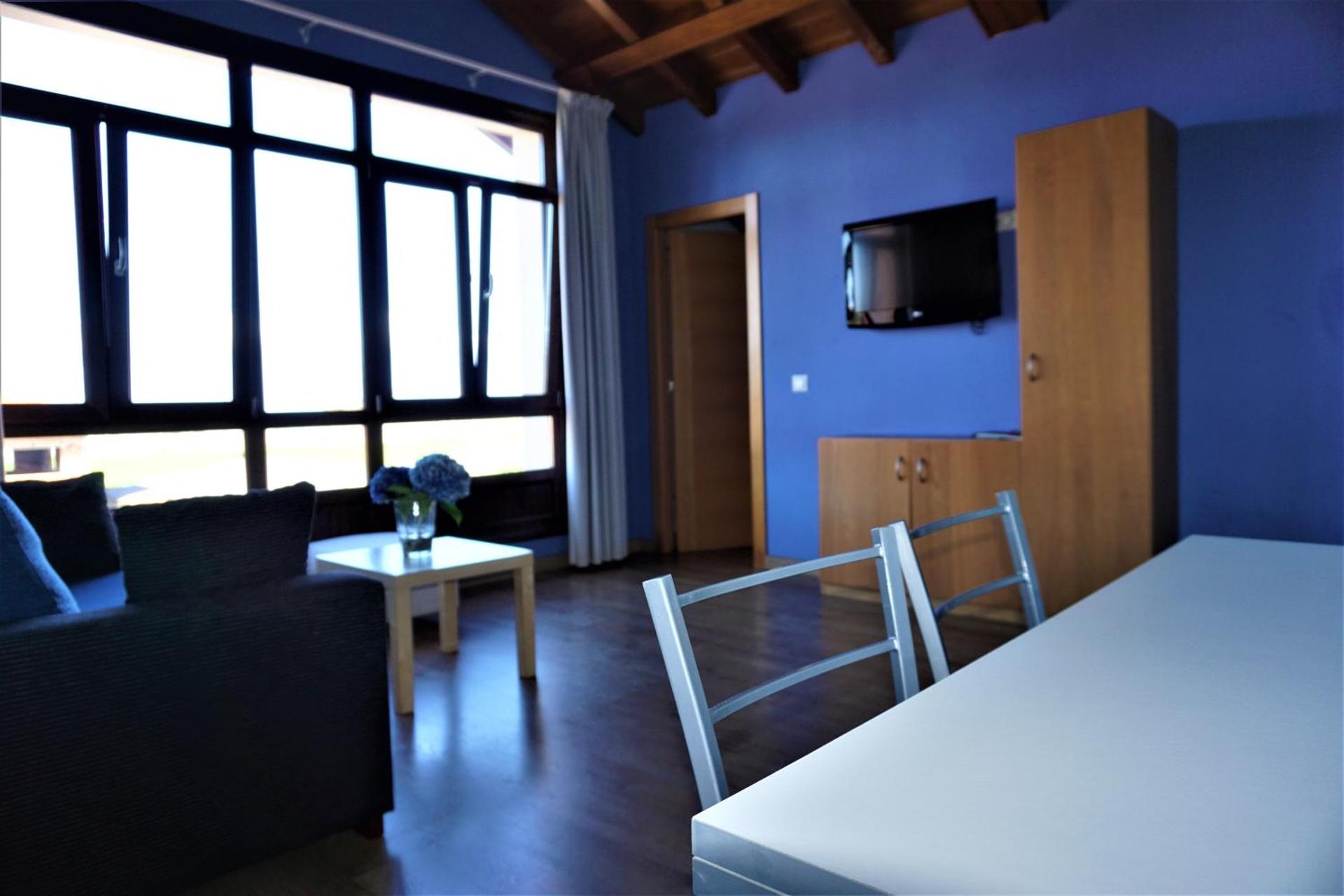 Apartamentos La Playina