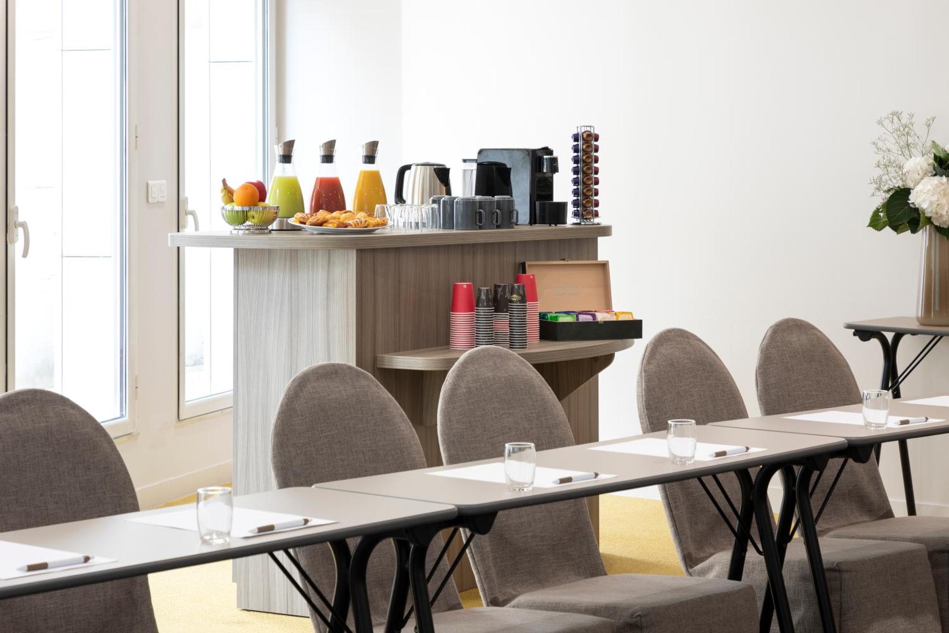 Meeting/conference room