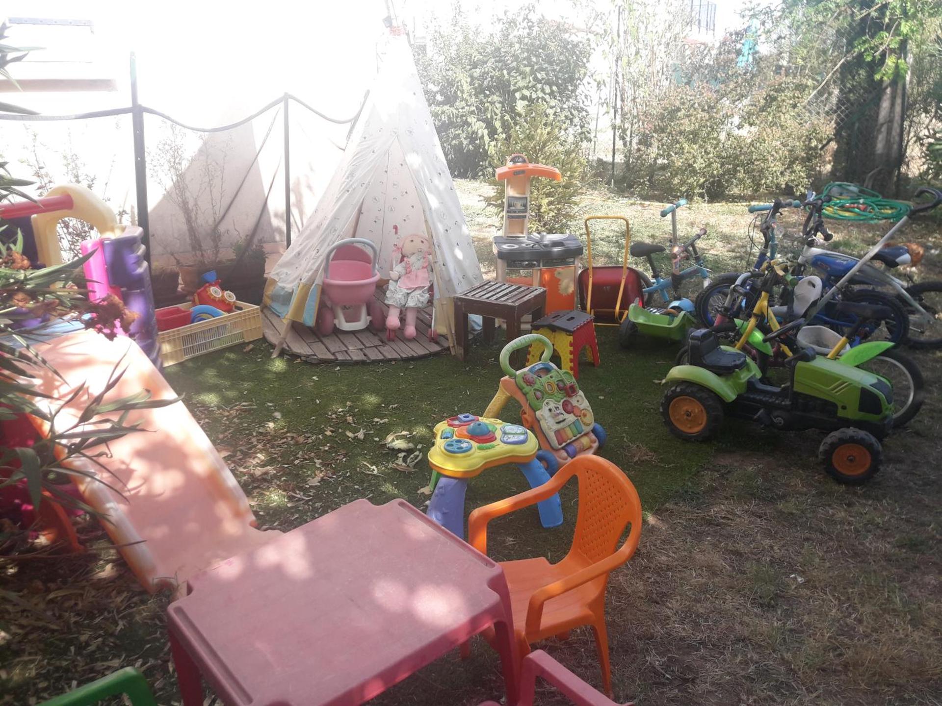 Children play ground