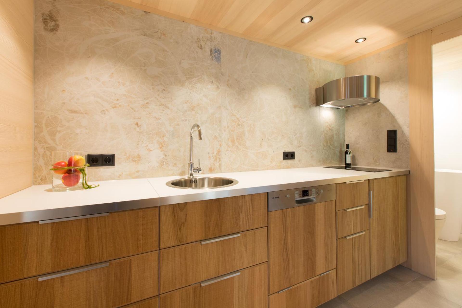 Kitchen or kitchenette