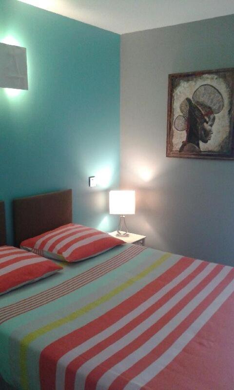 SETE maison de ville avec jardin clos