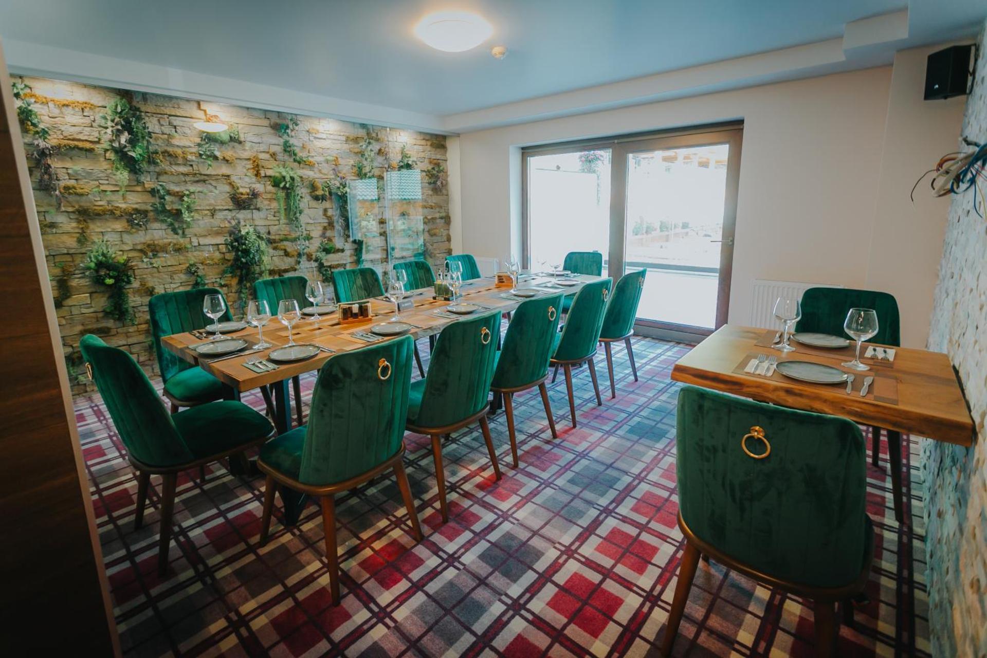 Lostrita - Pastravarie, Hotel & SPA