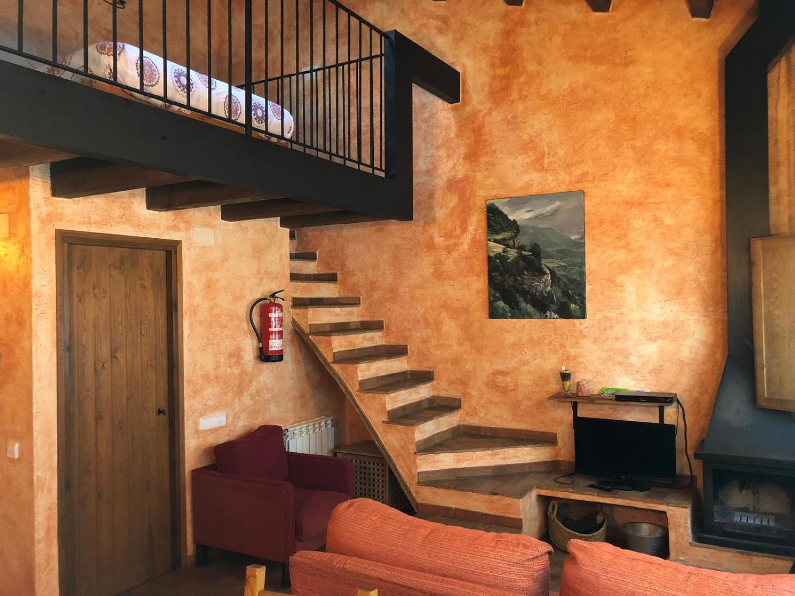 Communal lounge/ TV room