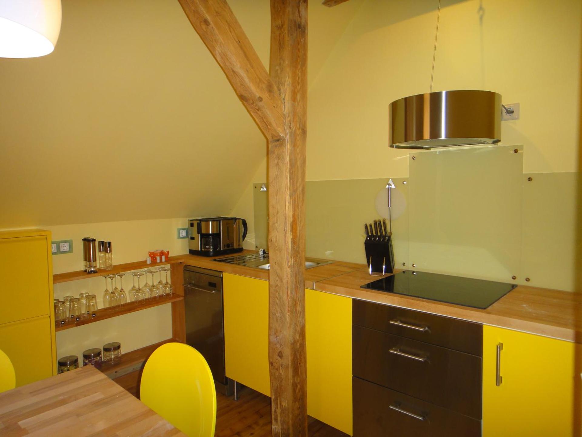 Kitchen or kitchenette