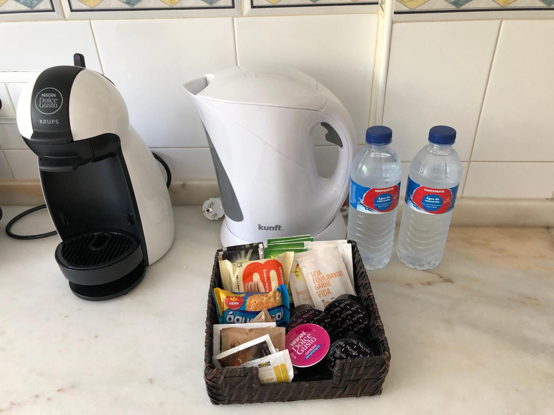 Coffee/tea facilities