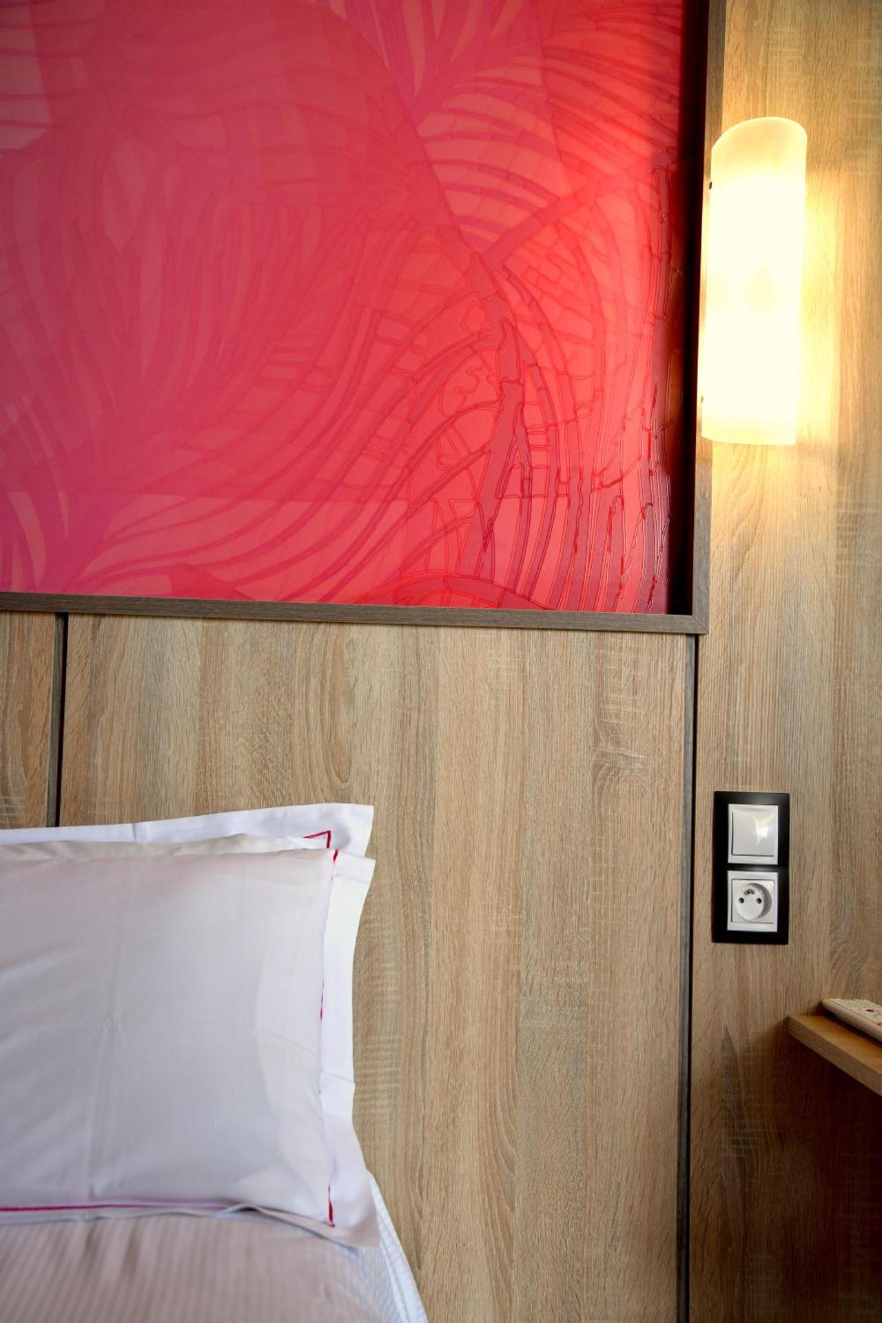 The Originals Access Aéroport, Hôtel Aurillac