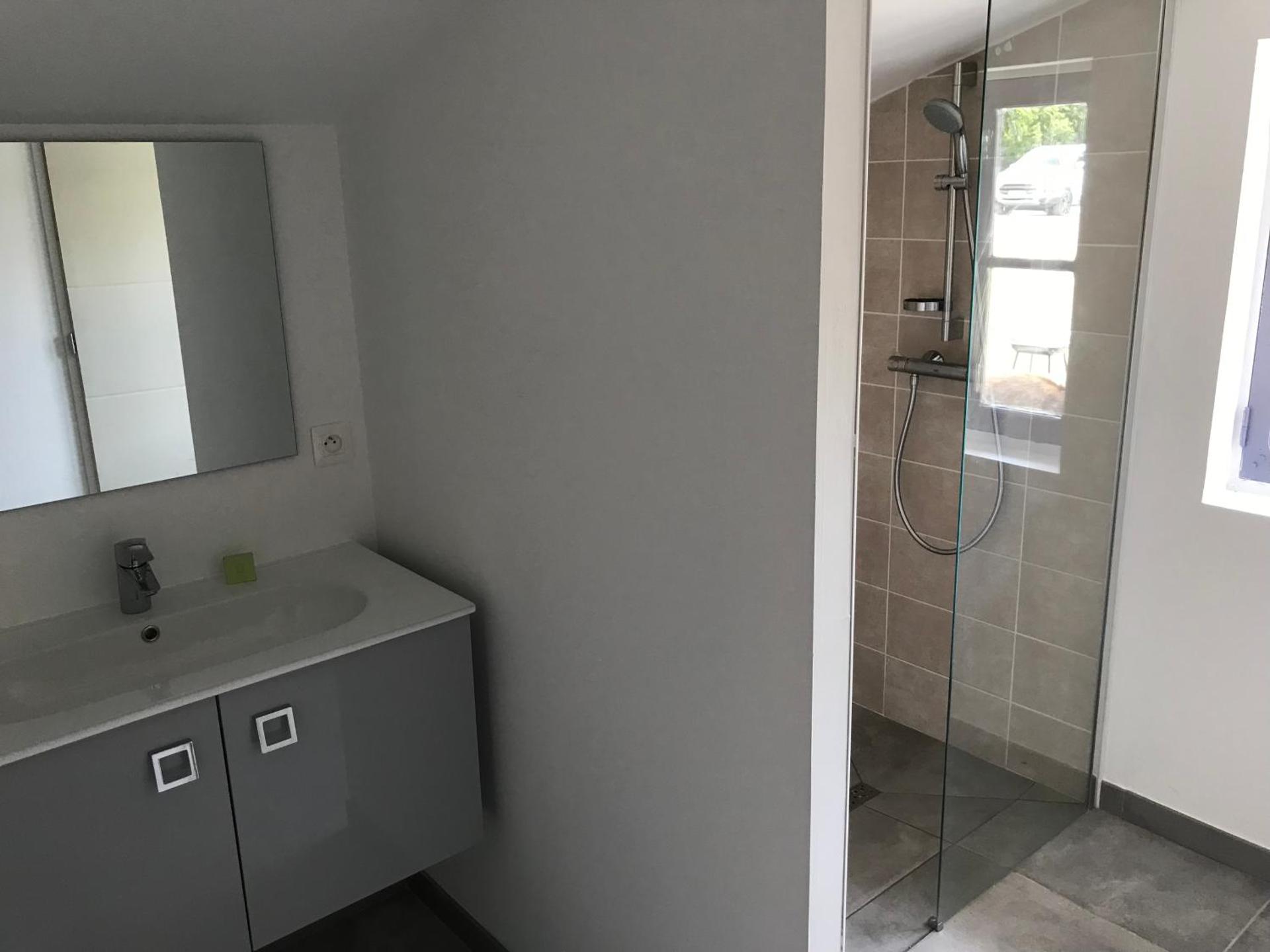 Gîte indépendant entre vignes et océan