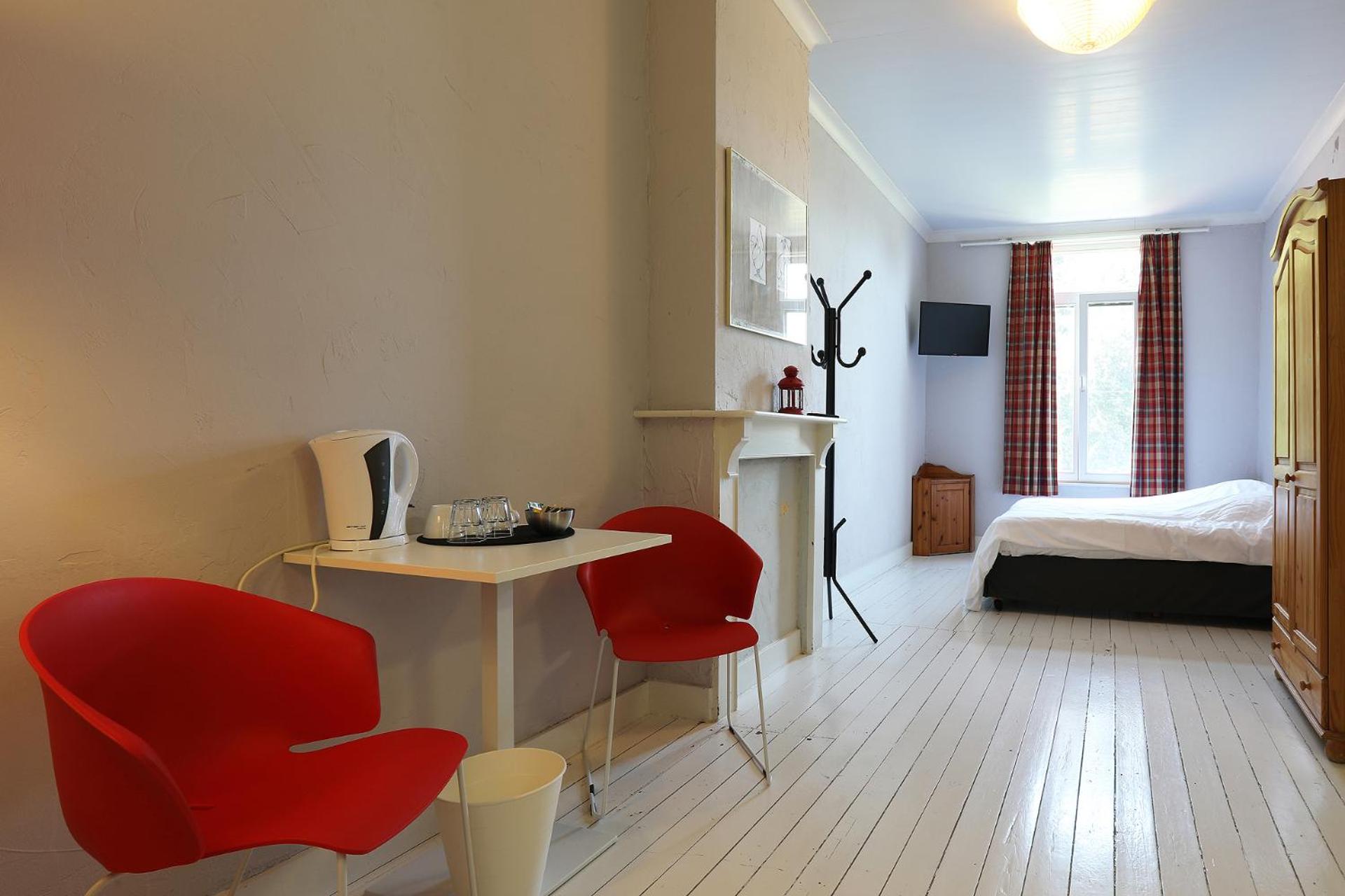 Two Connecting Double Rooms