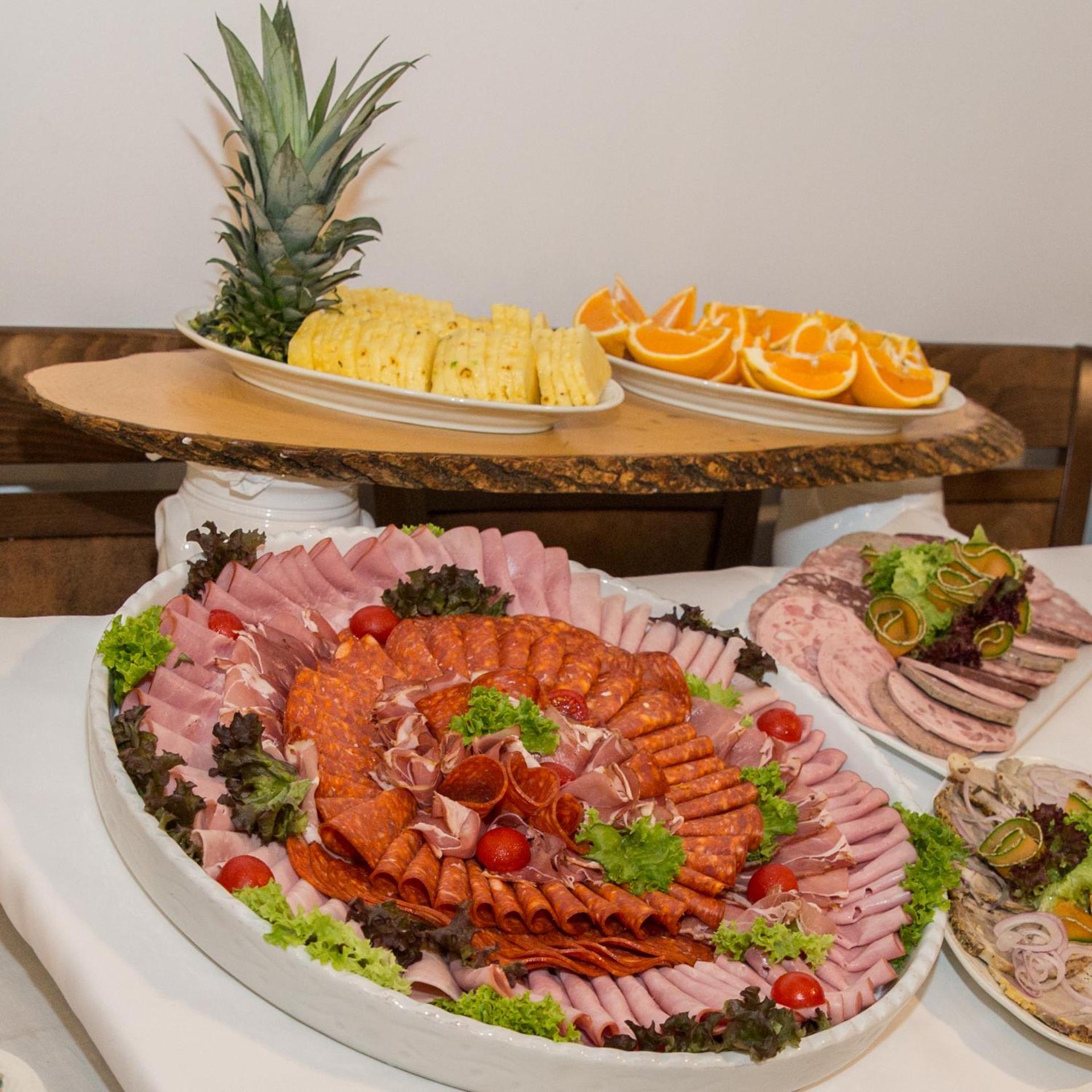 Restaurant/places to eat