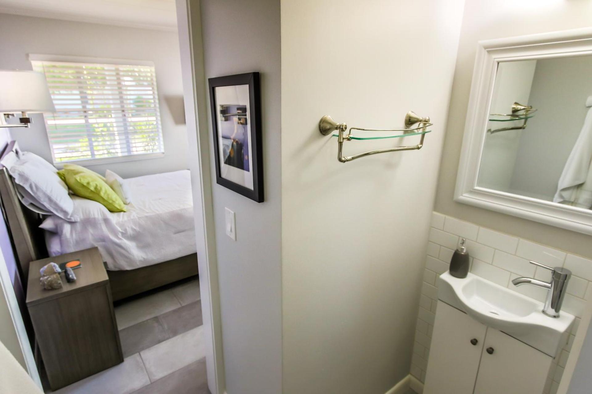 Island View Cottages Sebastian