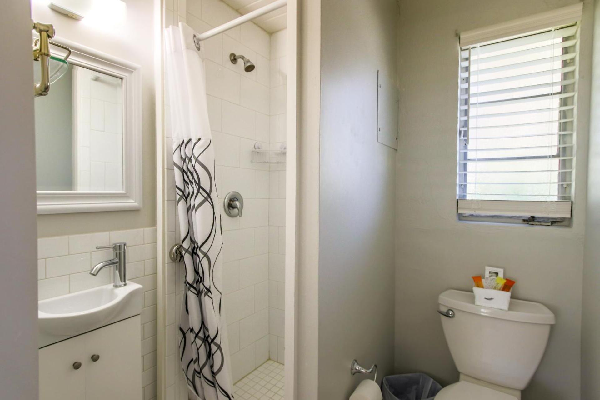 Island View Cottages Sebastian