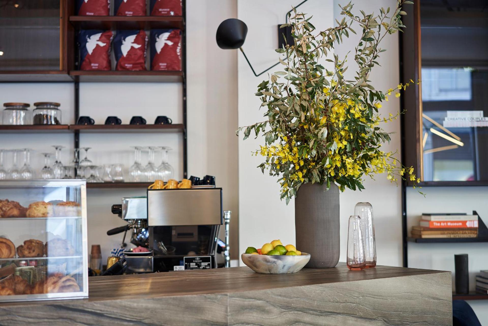 Coffee/tea facilities