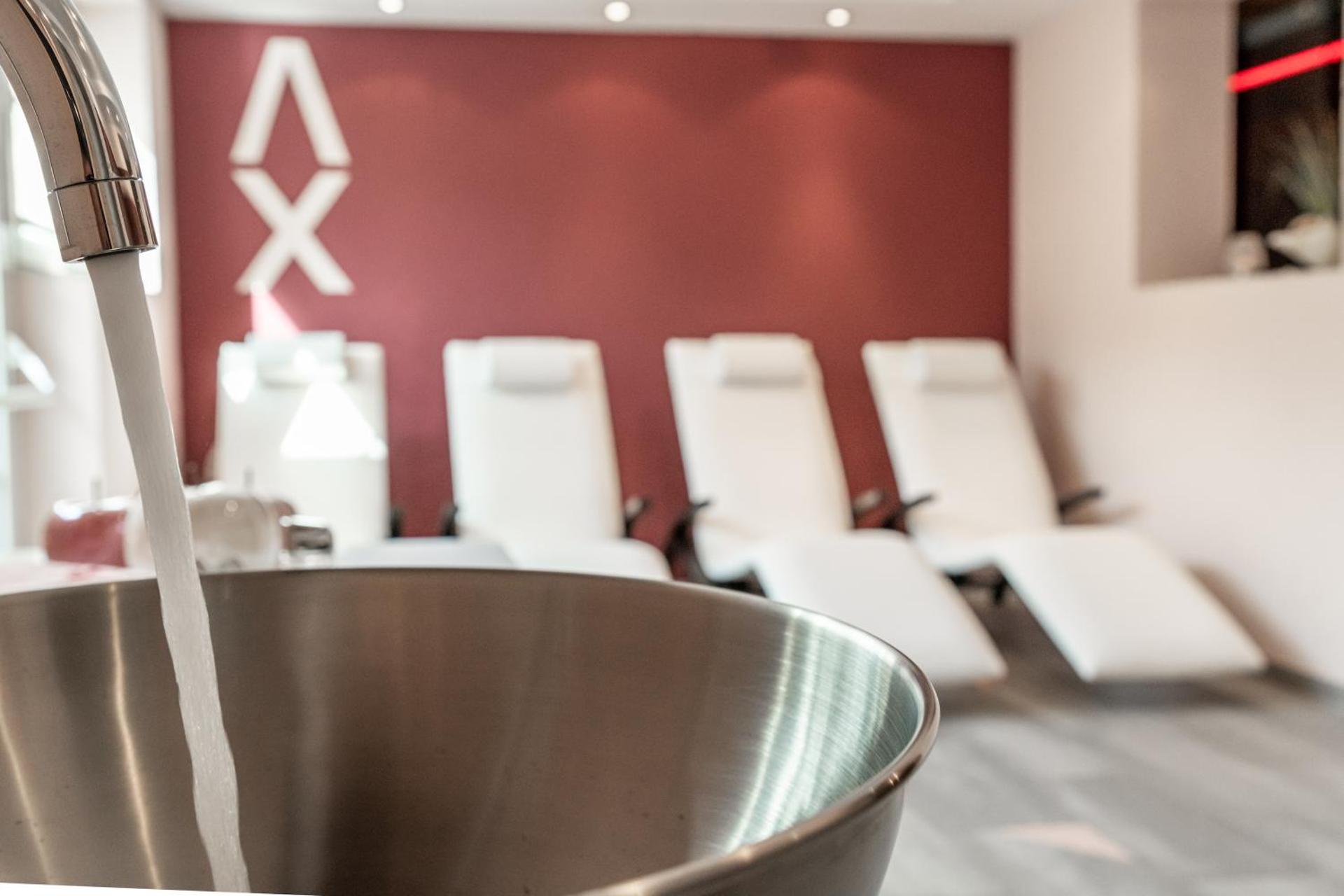 Spa and wellness centre/facilities