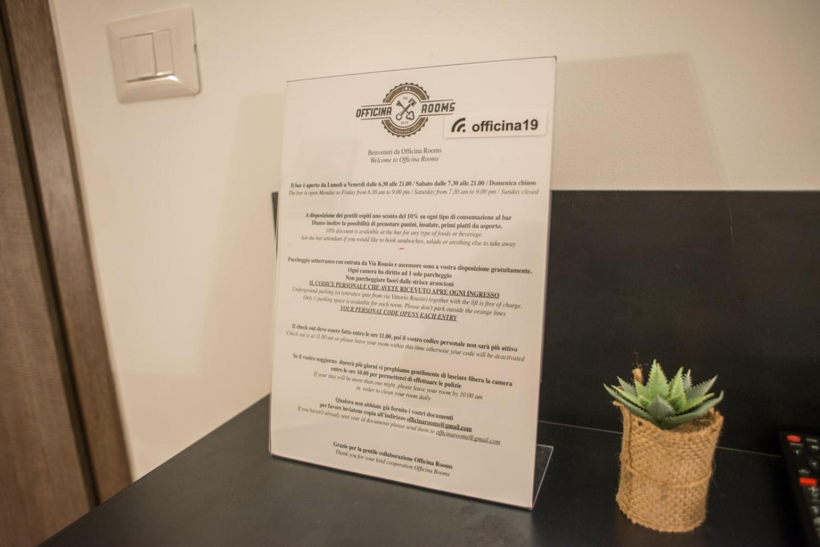 King Room with Roll-In Shower - Disability Access