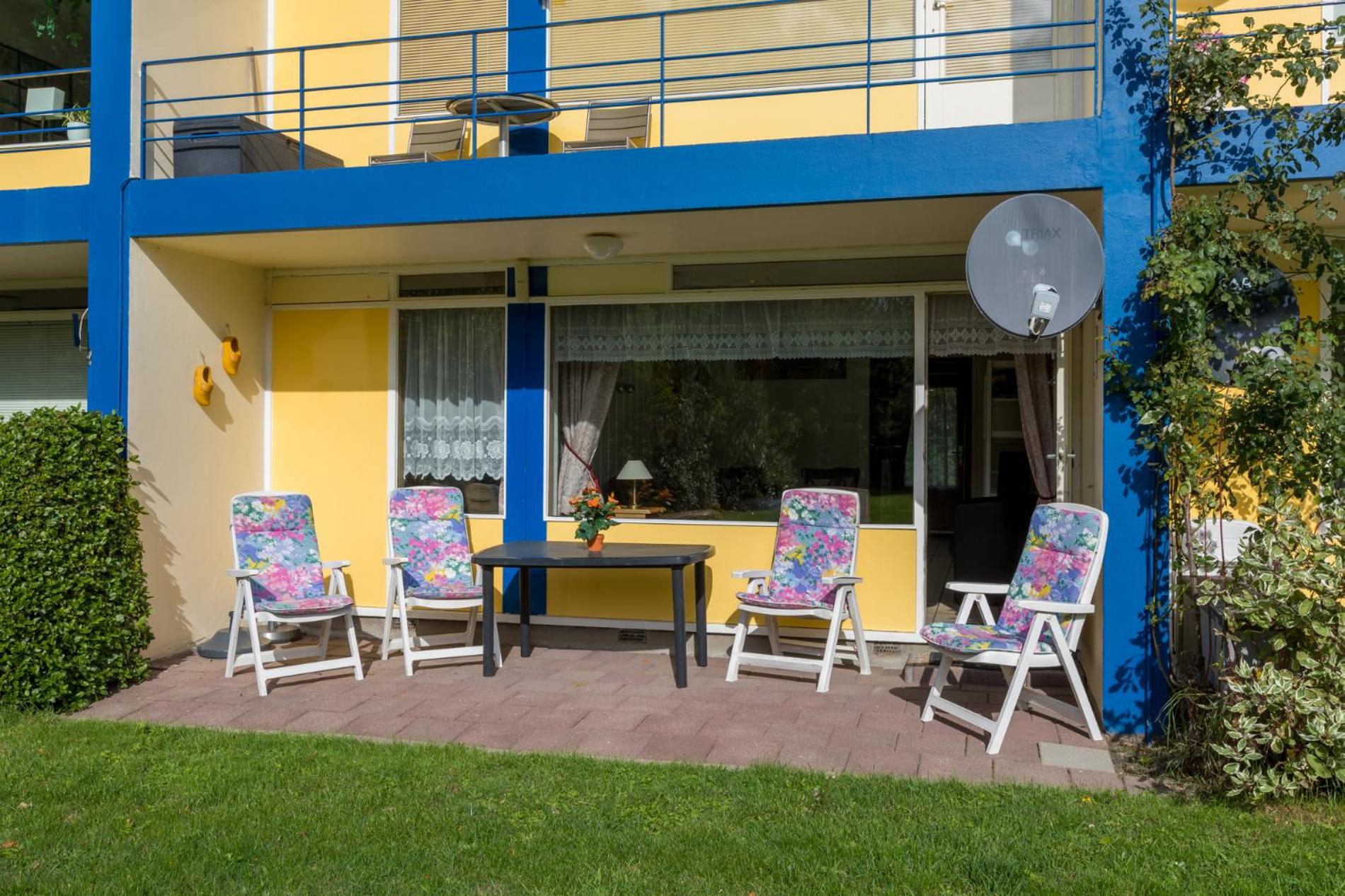 Welcome in - Appartement dichtbij het strand, met fietsenberging en ruim terras
