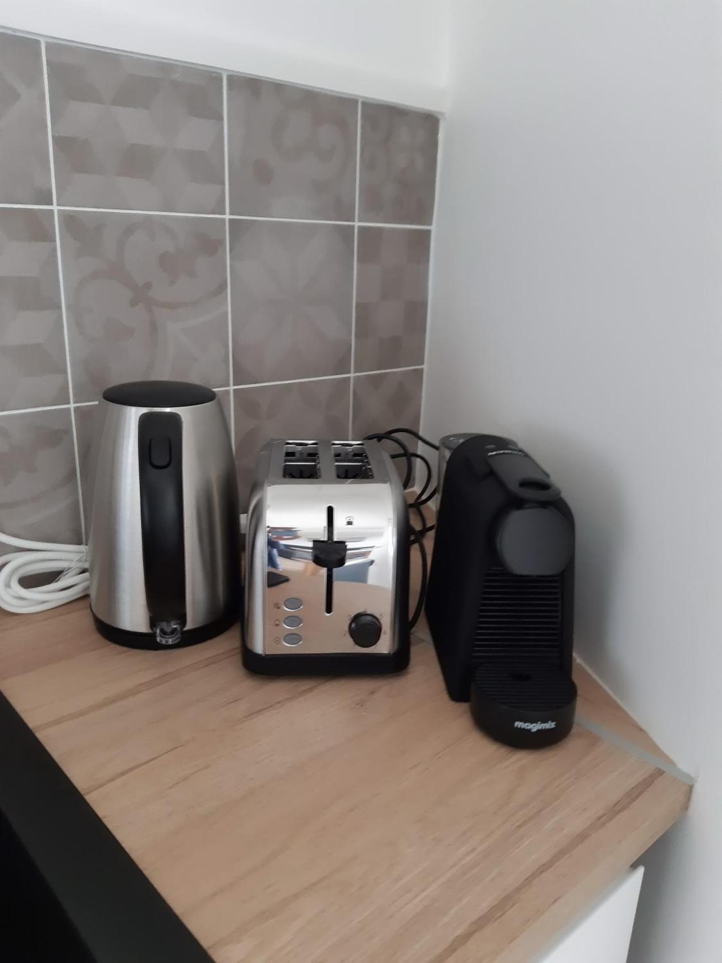 Coffee/tea facilities