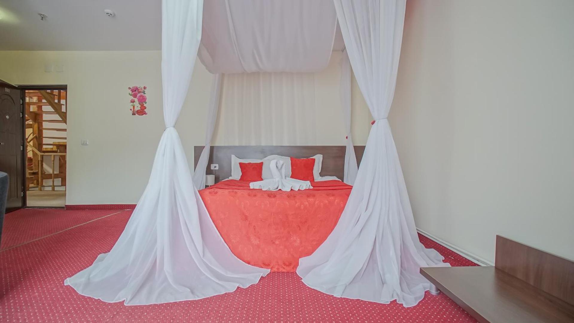 Double Queen Room with Balcony