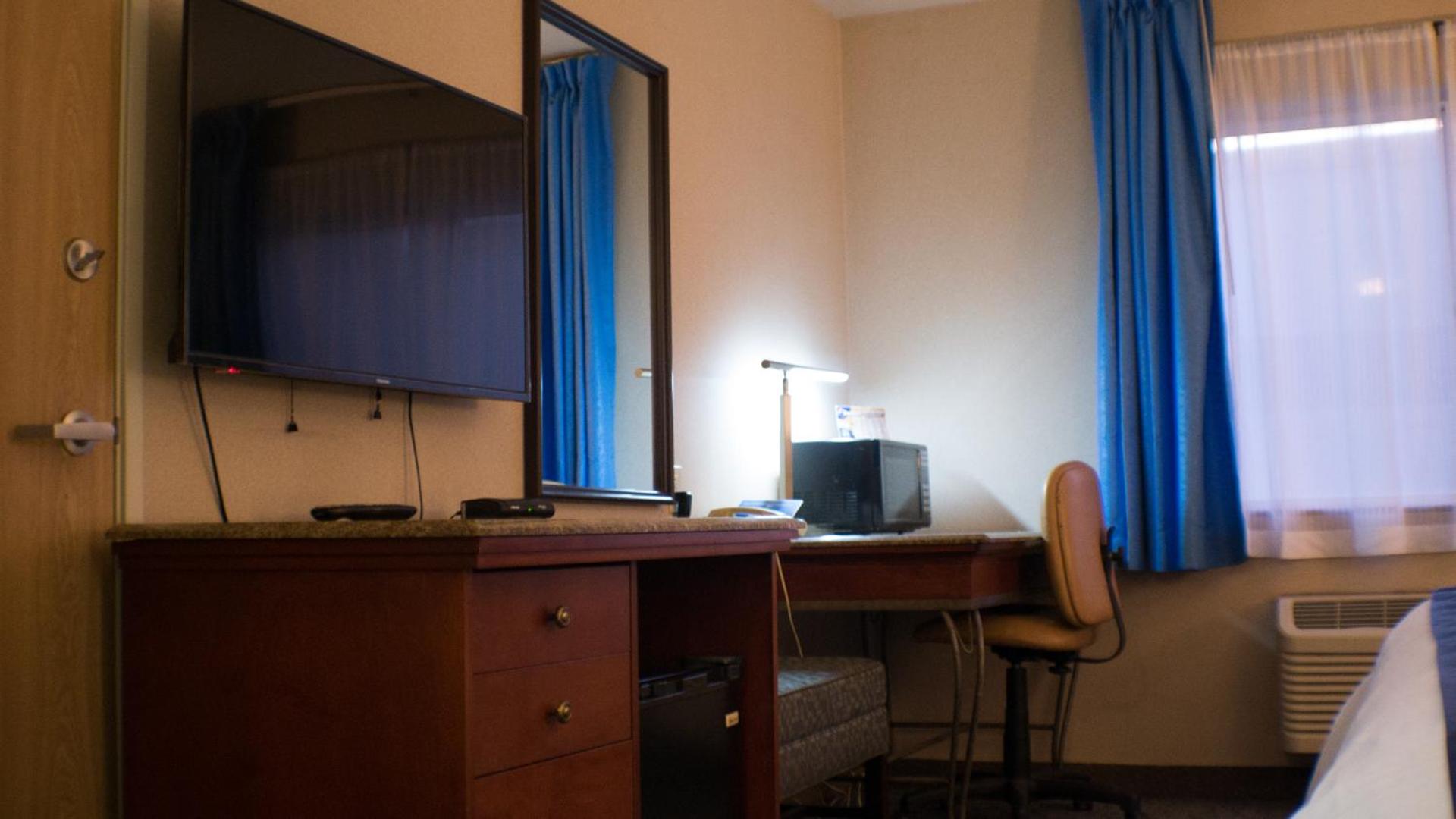 King Room - Non-Smoking