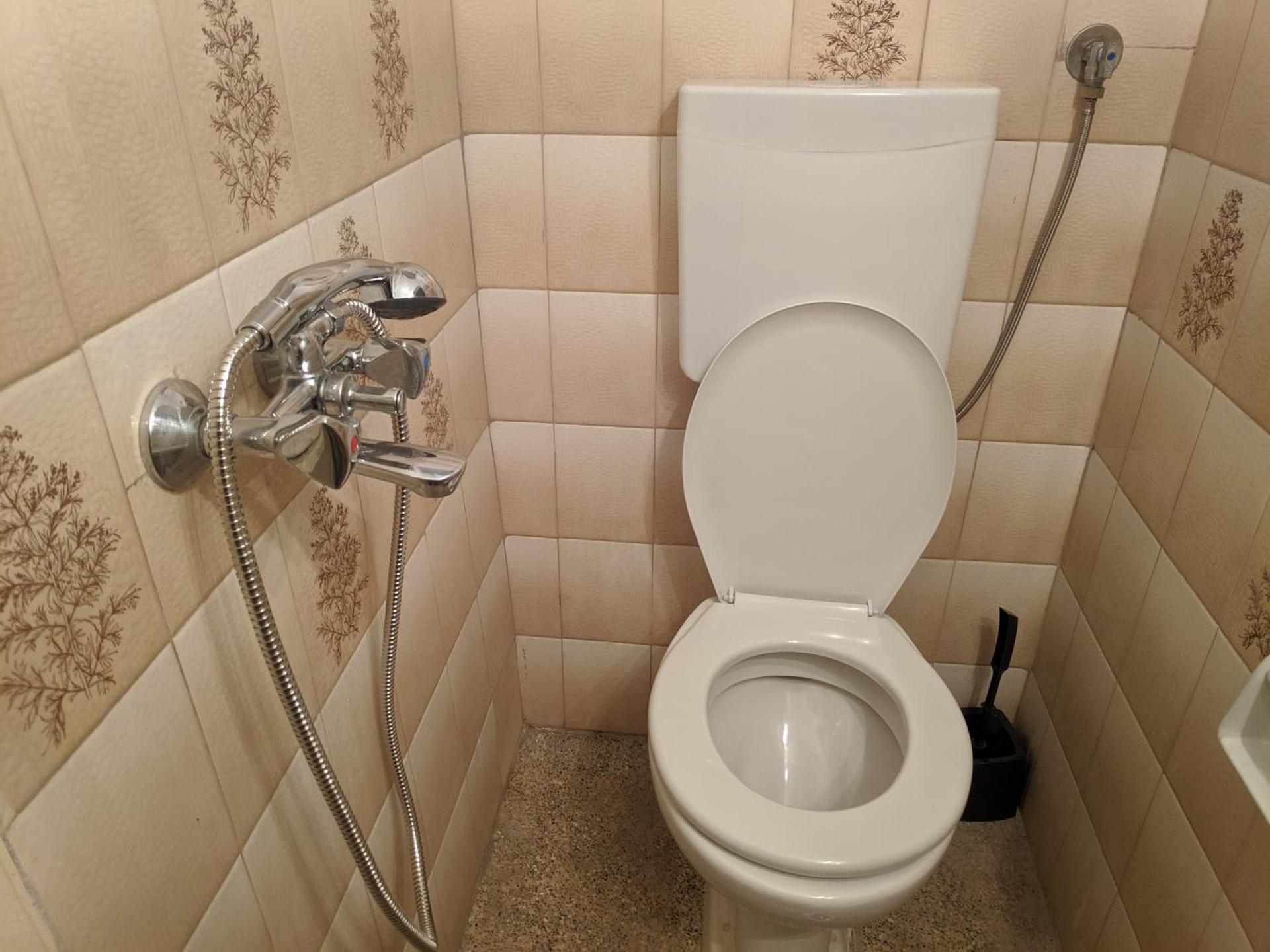 Sky line center city F