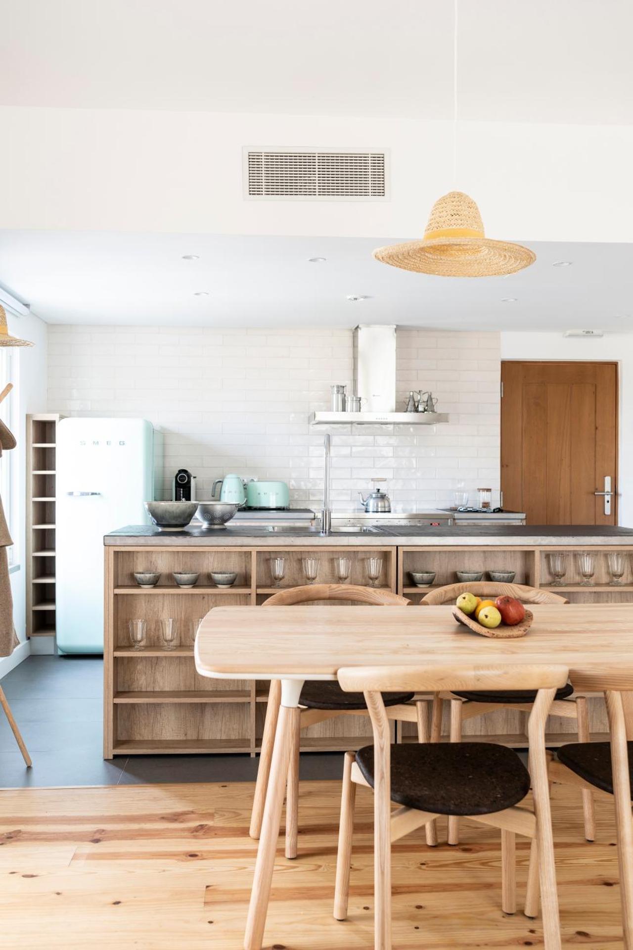 Craveiral Farmhouse by Belong Staying & Feeling