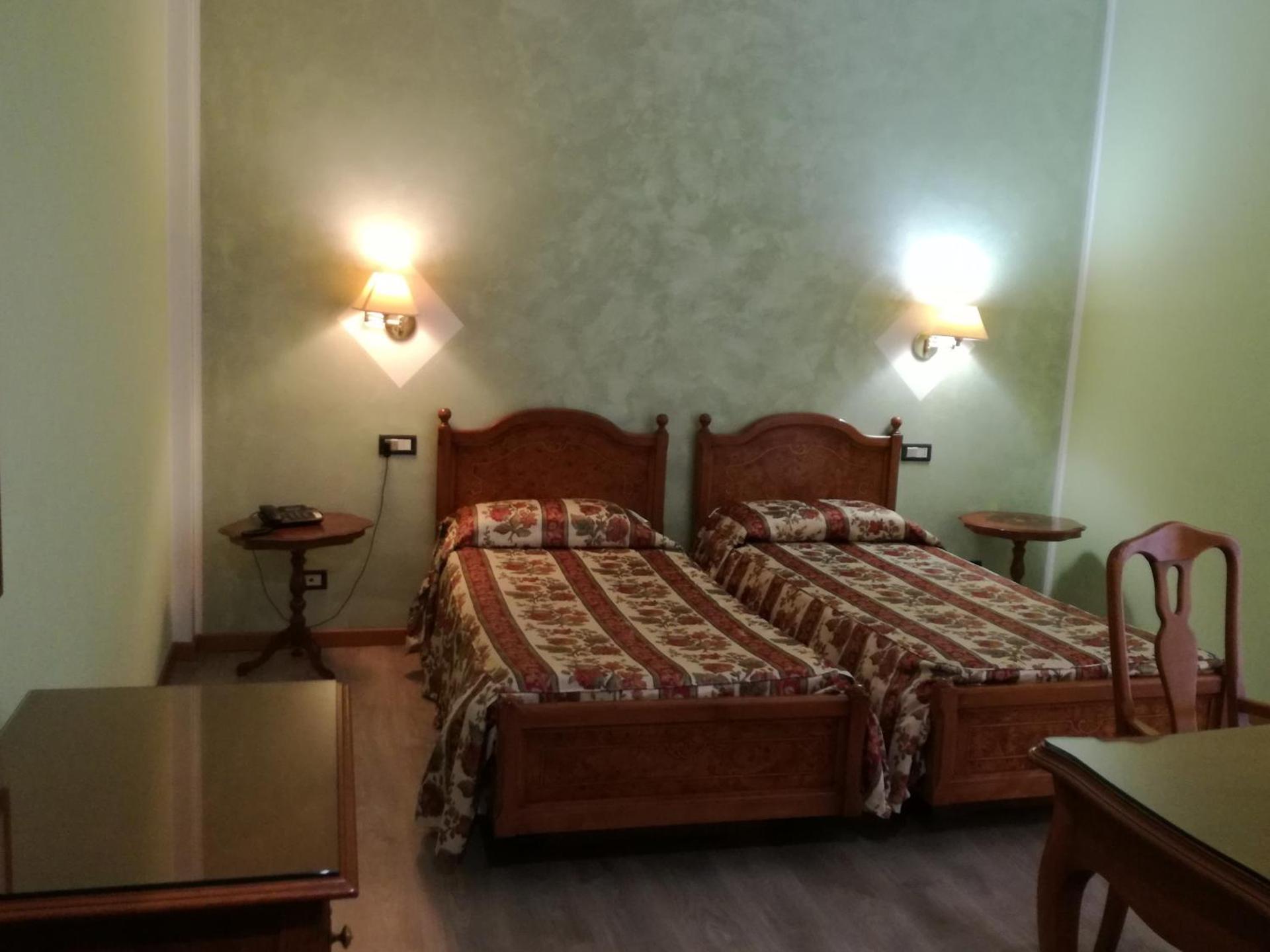 FILIPPONE HOTEL&RISTORANTE