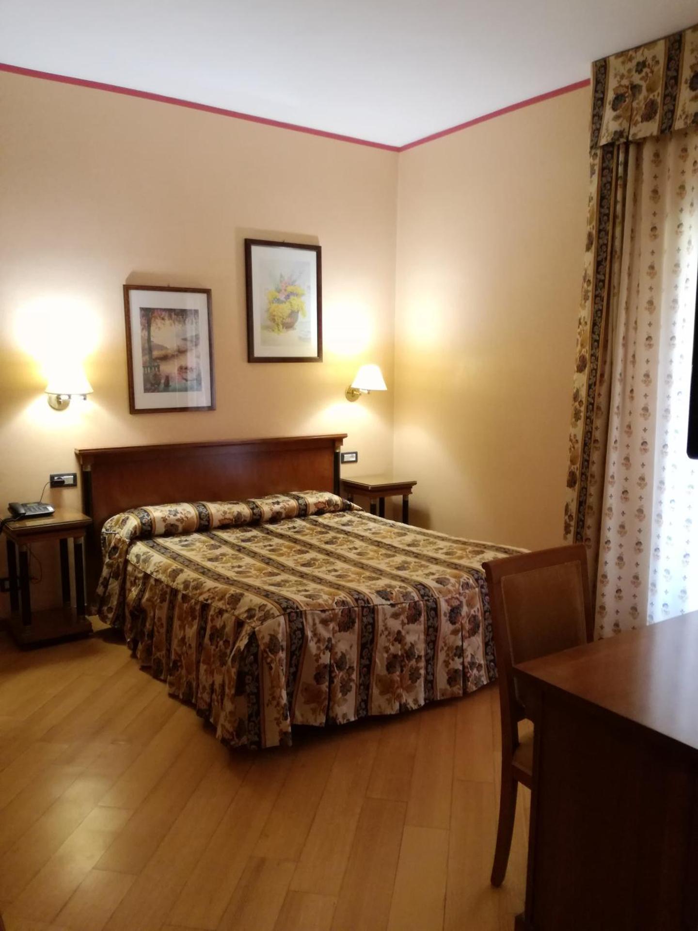 FILIPPONE HOTEL&RISTORANTE