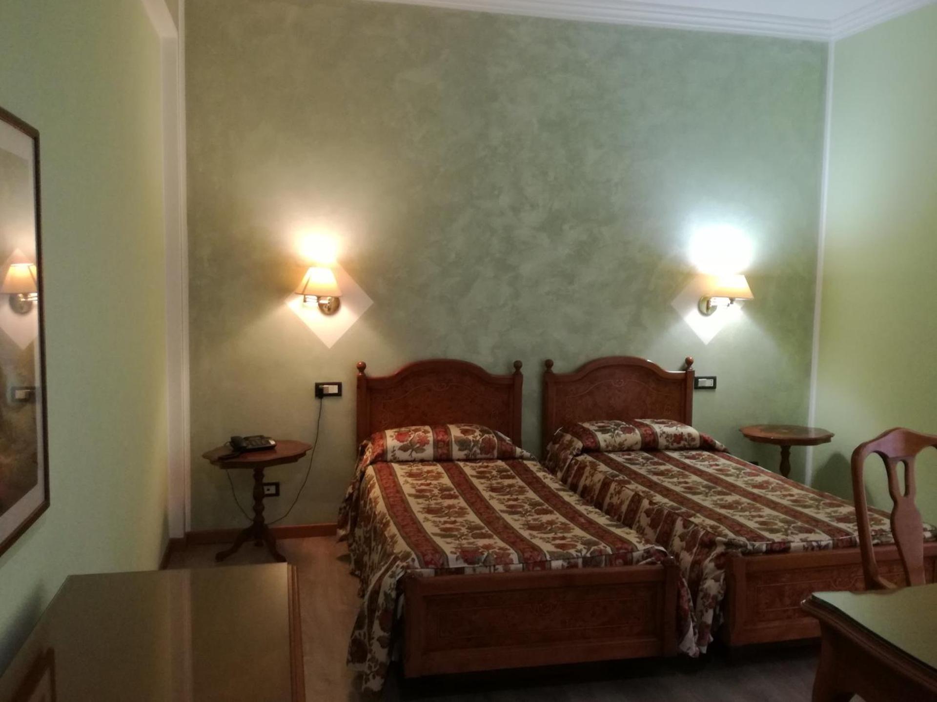 FILIPPONE HOTEL&RISTORANTE