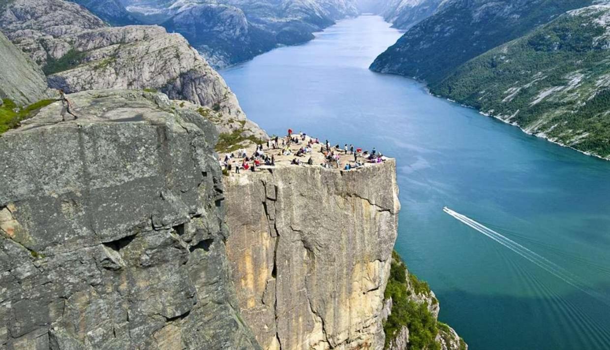 The Little Apartment