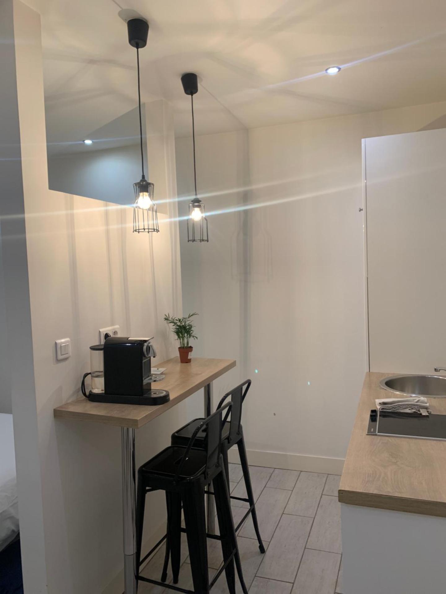 Kitchen or kitchenette