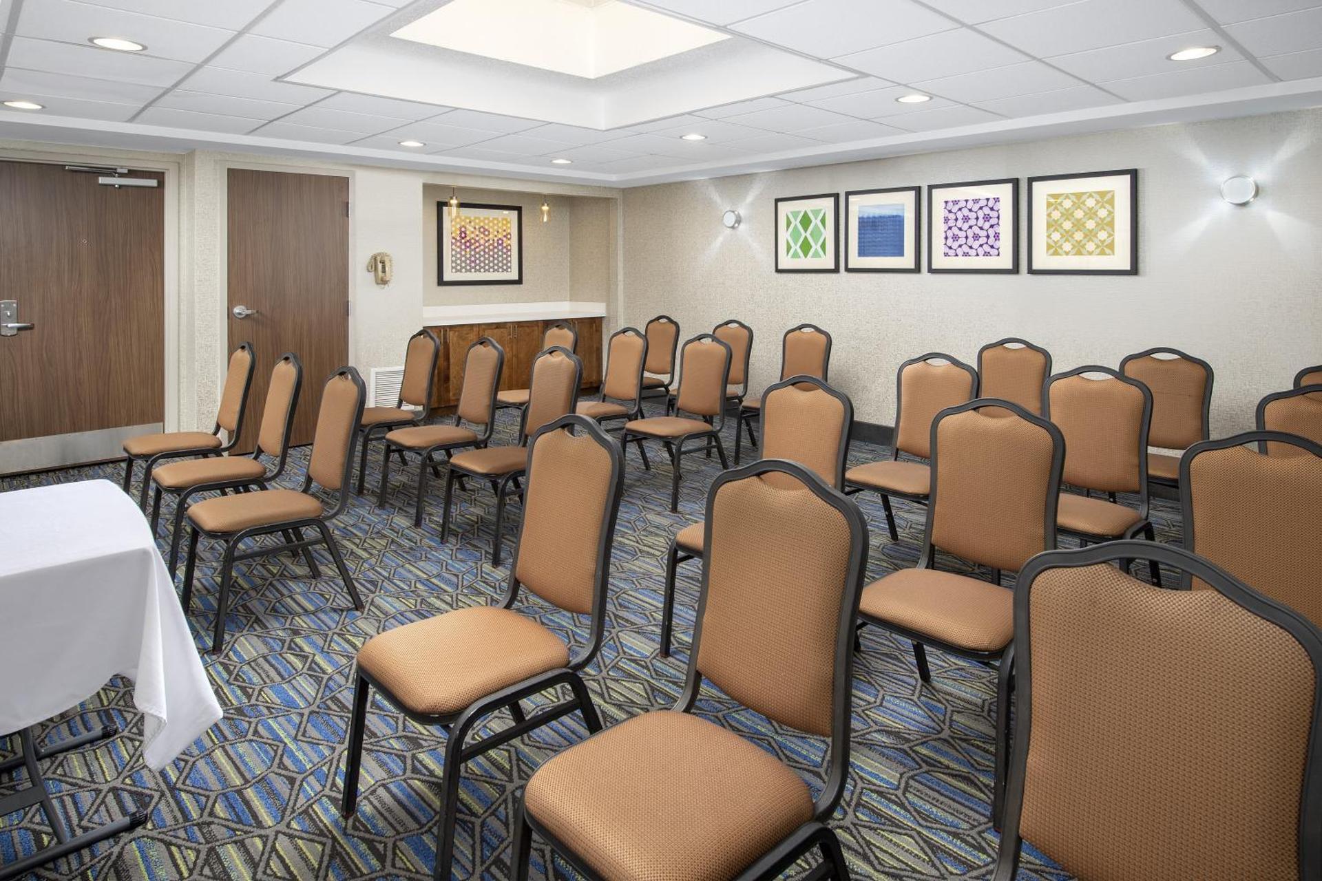 Meeting/conference room