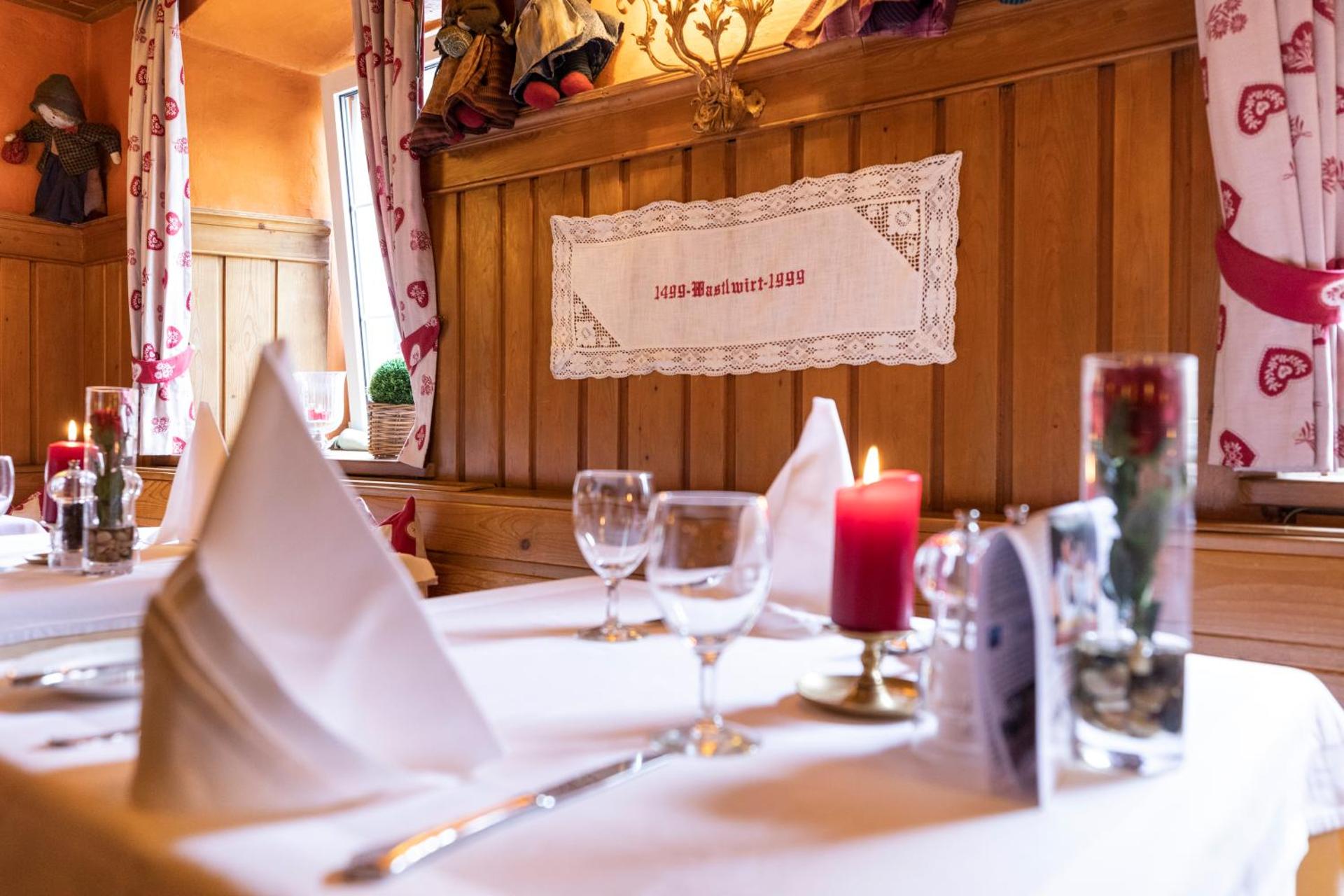 Restaurant/places to eat