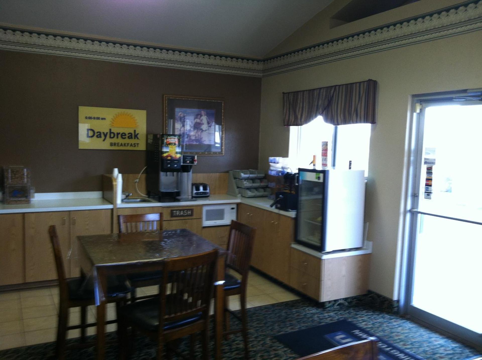 Days Inn by Wyndham Worthington