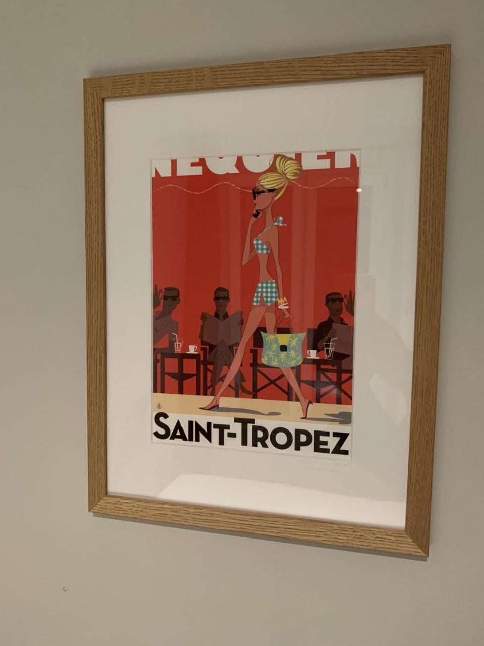 Logo/Certificate/Sign