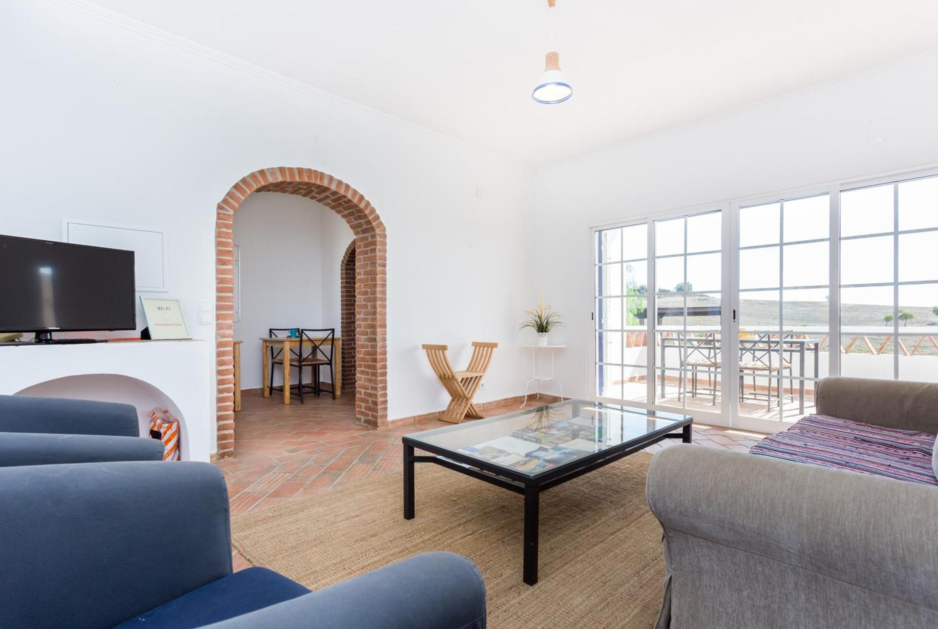 Communal lounge/ TV room