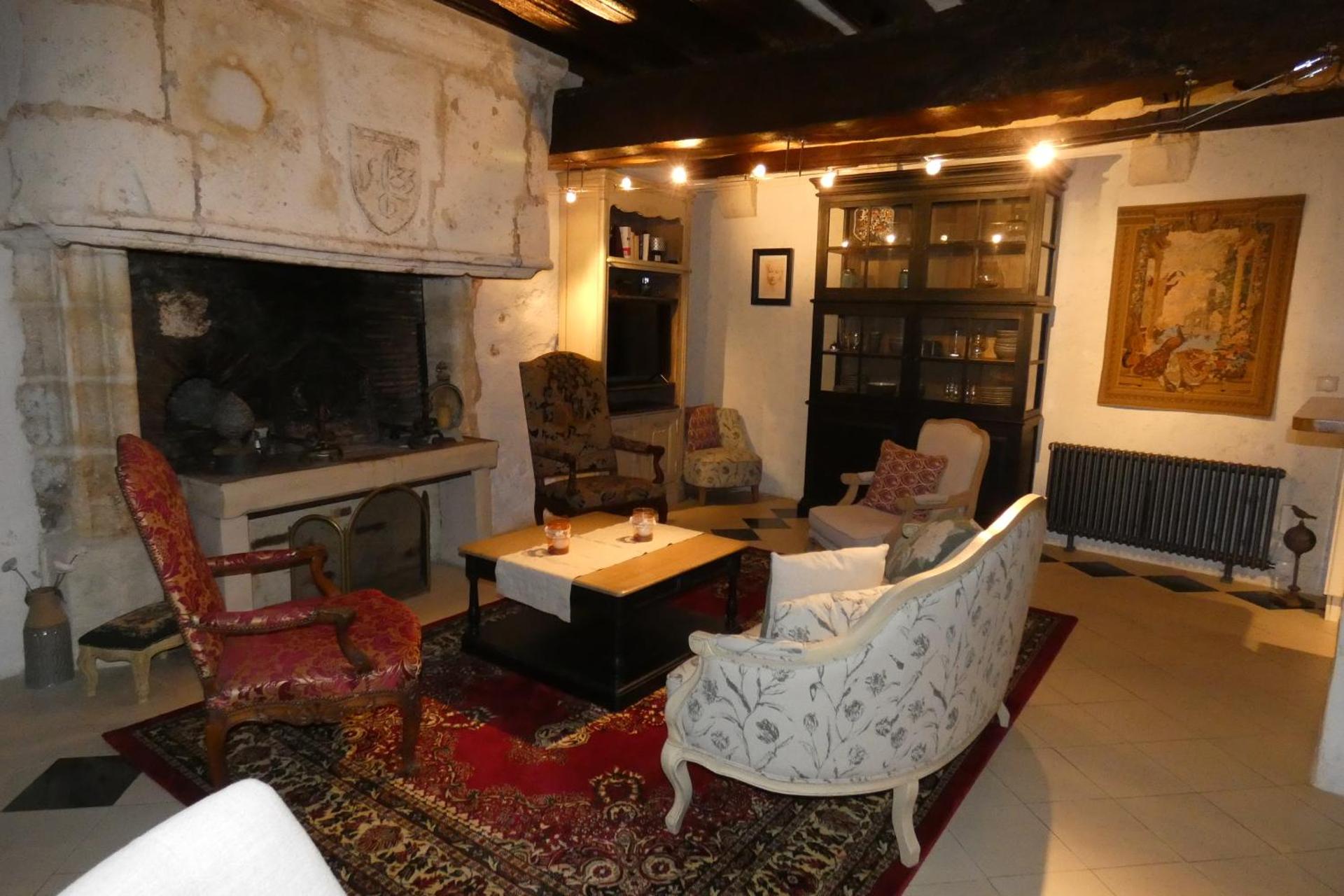 Communal lounge/ TV room