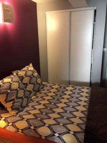 SETE maison de ville avec jardin clos