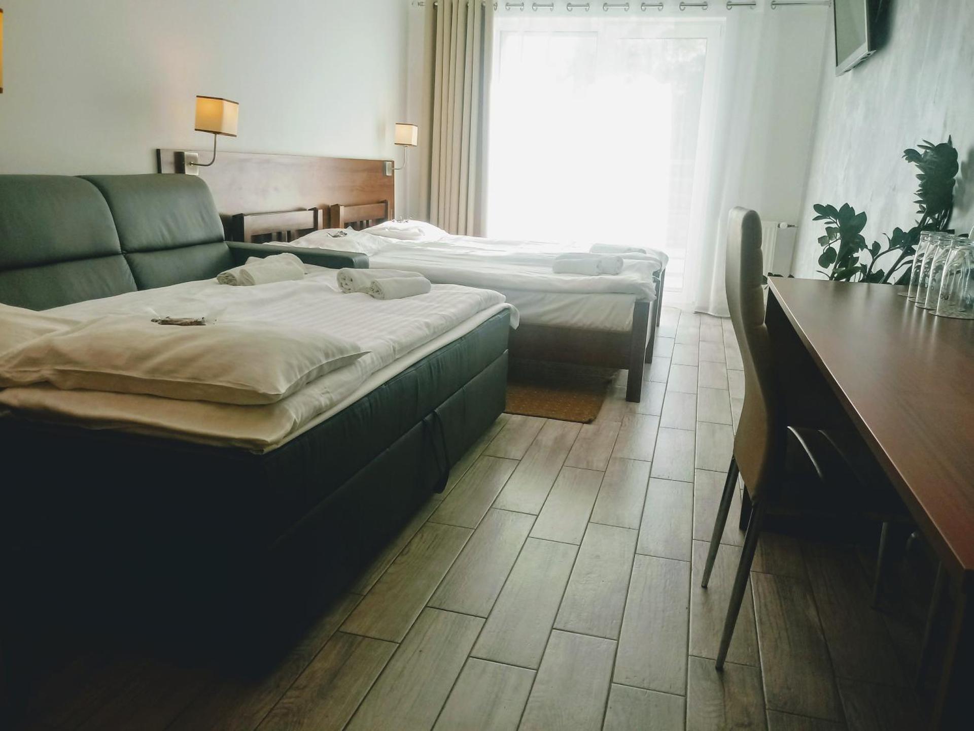 Hotel Miłosz Restauracja, Basen dla dzieci, Sala Zabaw, Siłownia