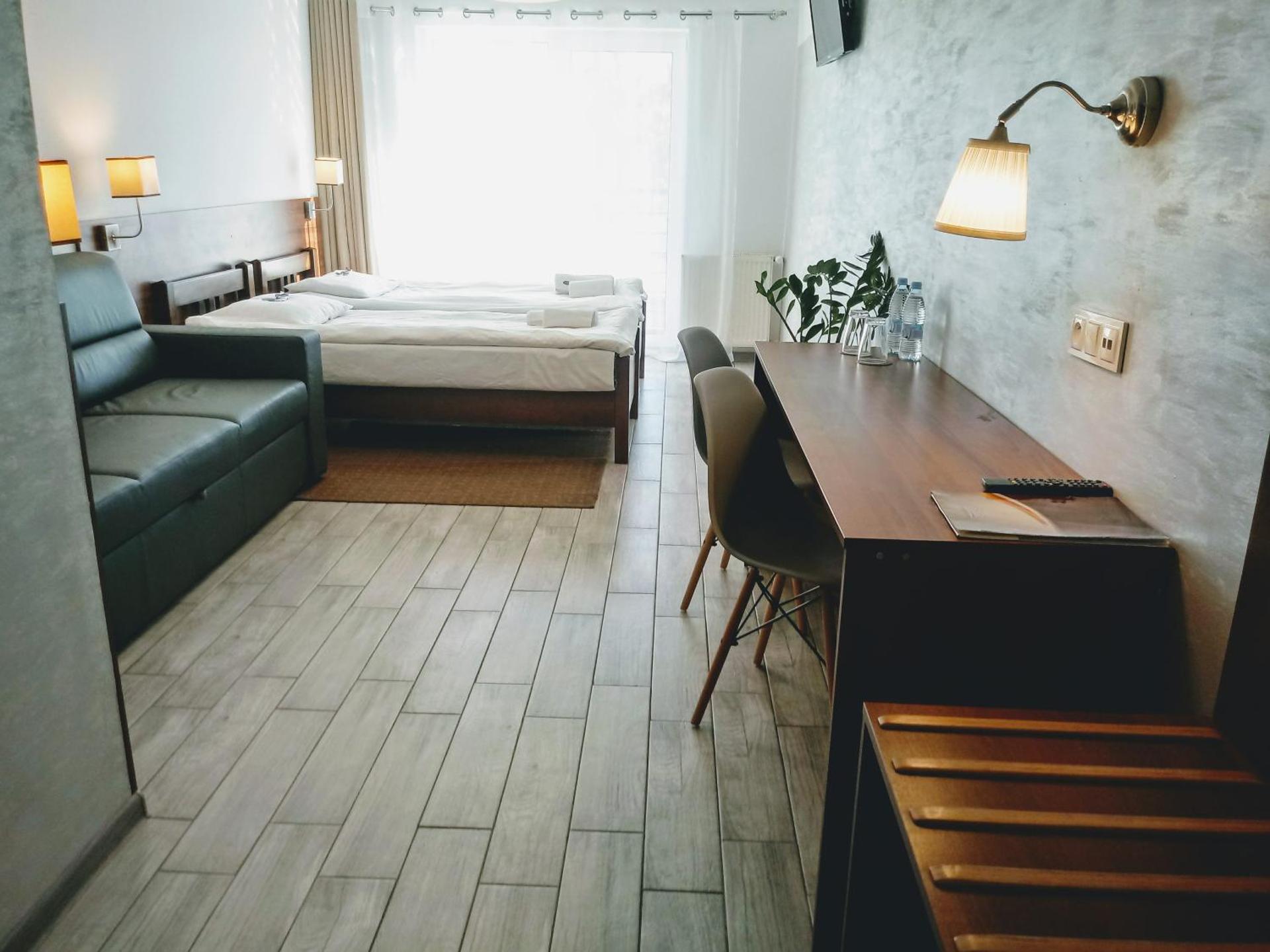 Hotel Miłosz Restauracja, Basen dla dzieci, Sala Zabaw, Siłownia