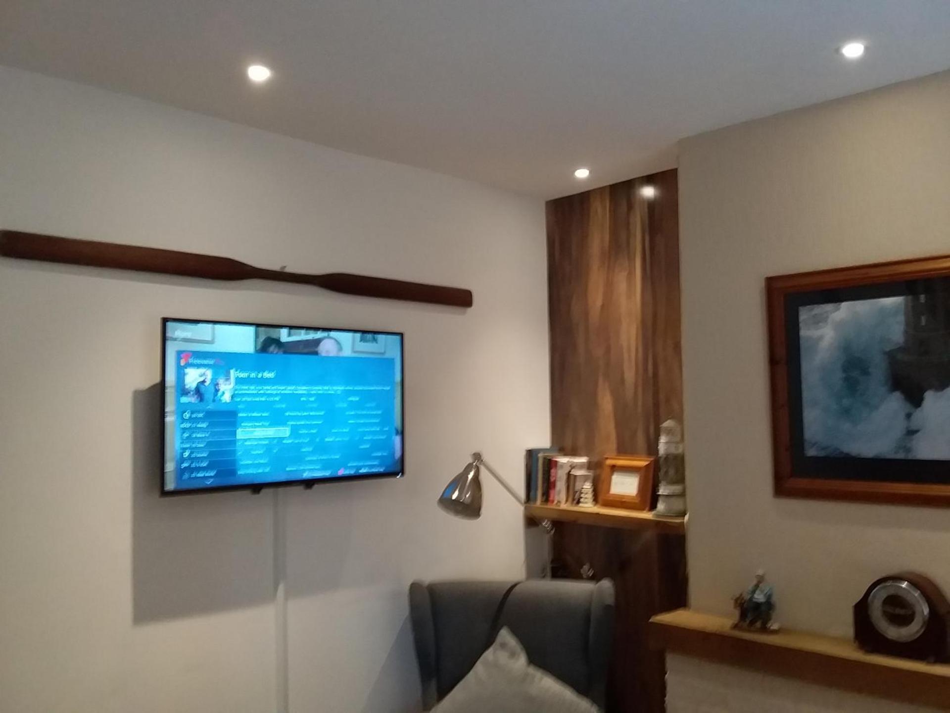 Castle Hill Cottage & Paddlers Retreat